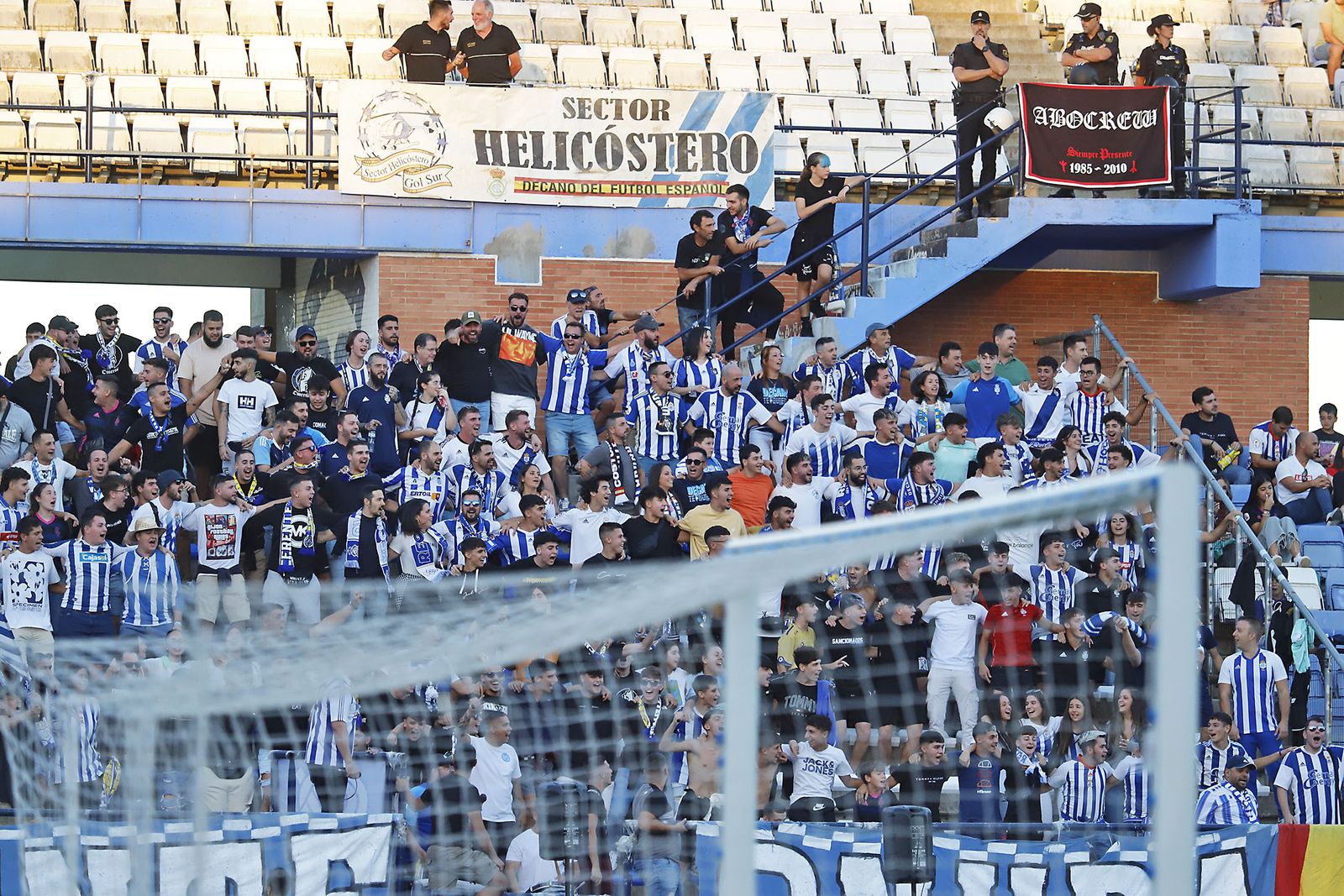 Imágenes del ambiente en el encuentro entre el Recreativo de Huelva y el CD Castellón