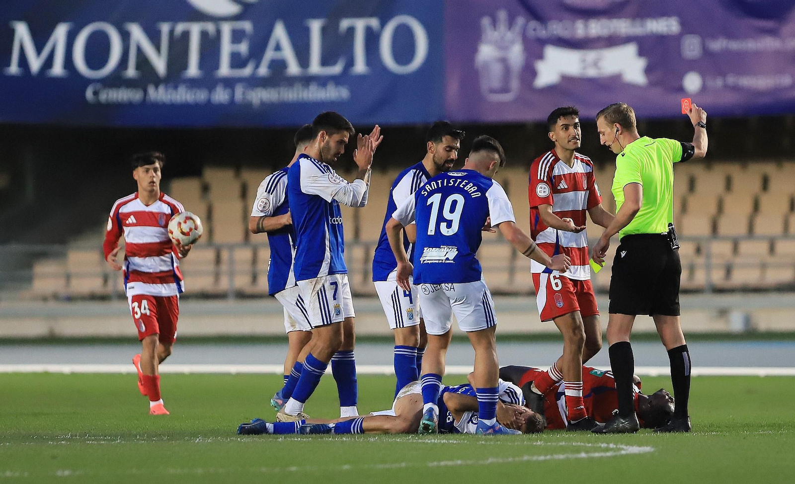 Imágenes del partido entre el Xerez CD - Recreativo Granada en Chapín