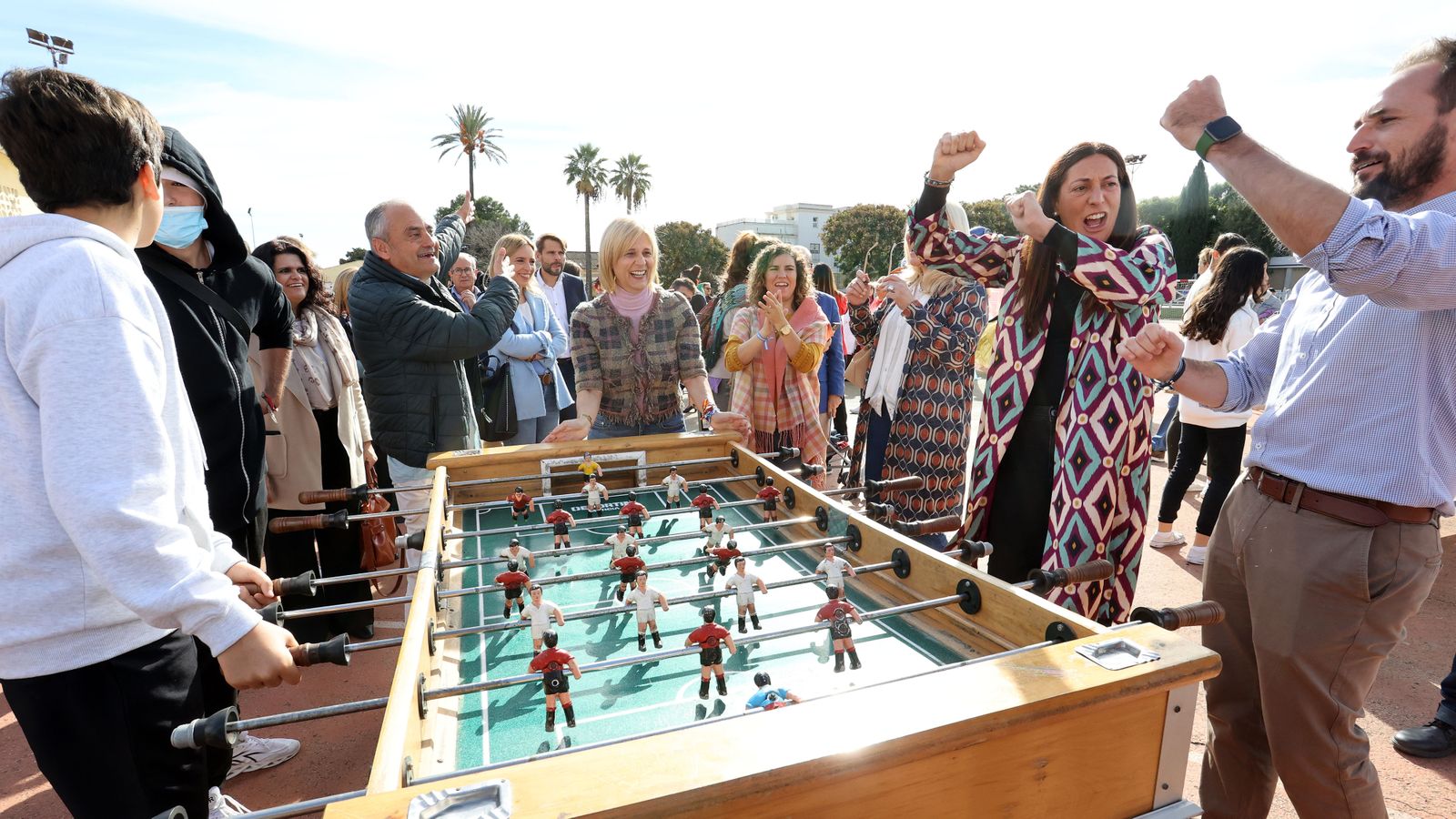 La consejera de Inclusión Social, Juventud, Familias e Igualdad, Loles López, en el Lora Tamayo