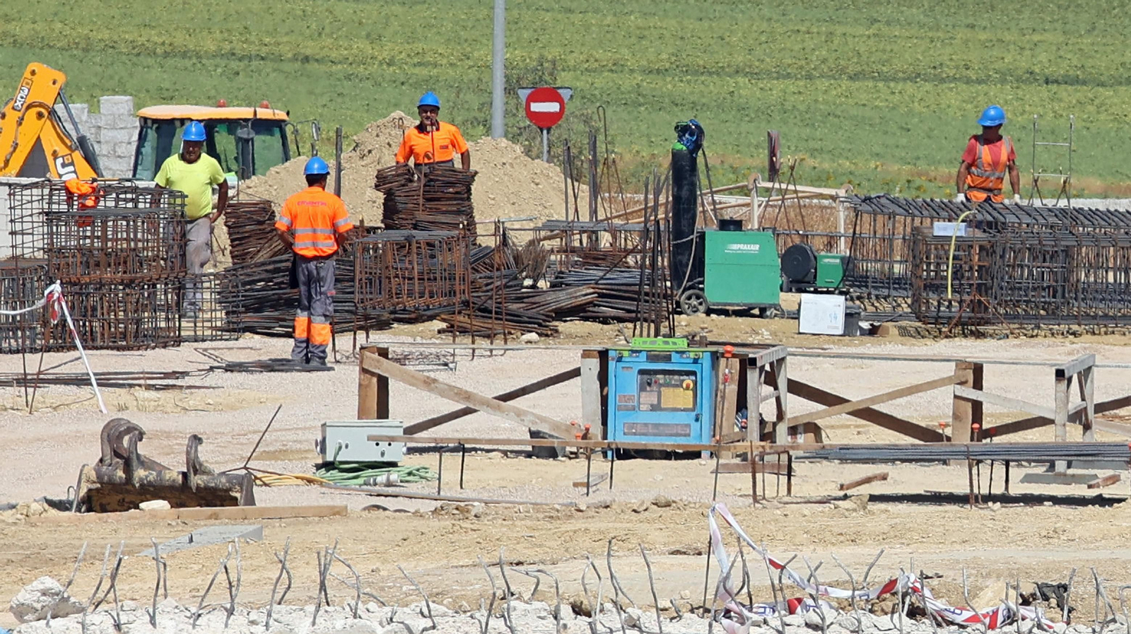 Trabajadores de la construcción en una obra.