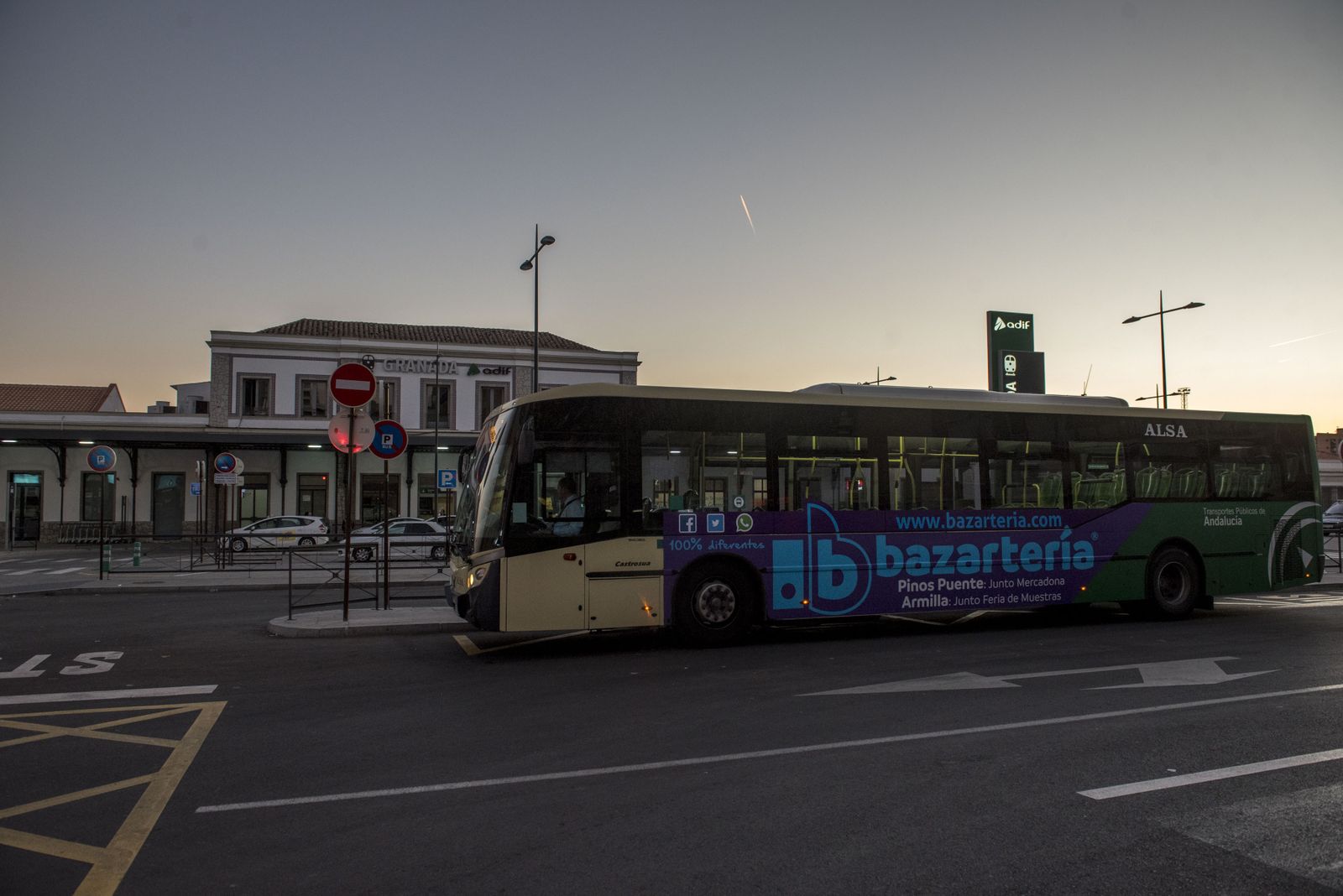El precio del billete de los autobuses metropolitanos de Granada sube desde el 1 de marzo