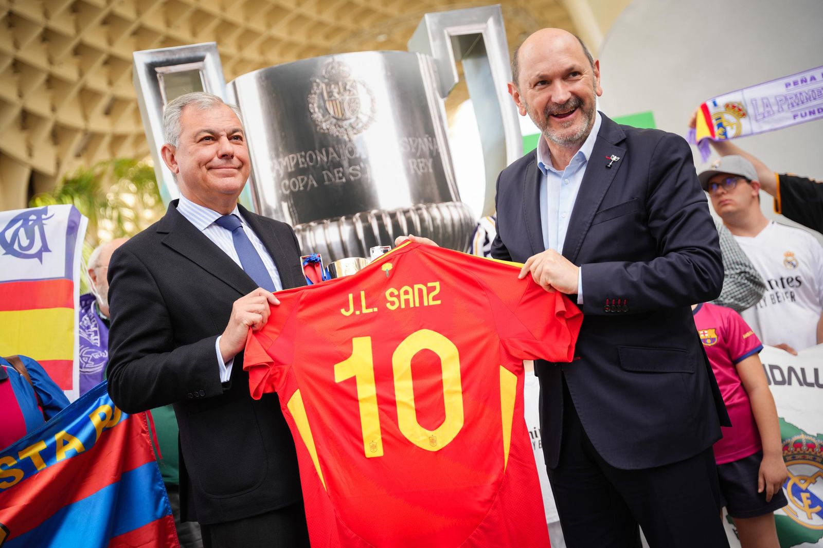 La fotos del día antes de la final de Copa Barcelona - Real Madrid