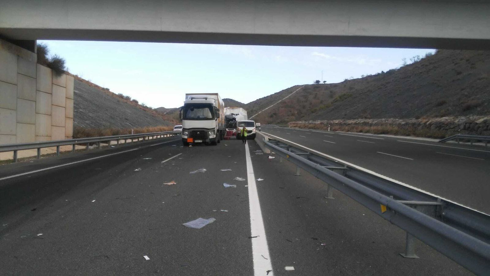Fotos de los accidentes en la autopista de Las Pedrizas en Málaga