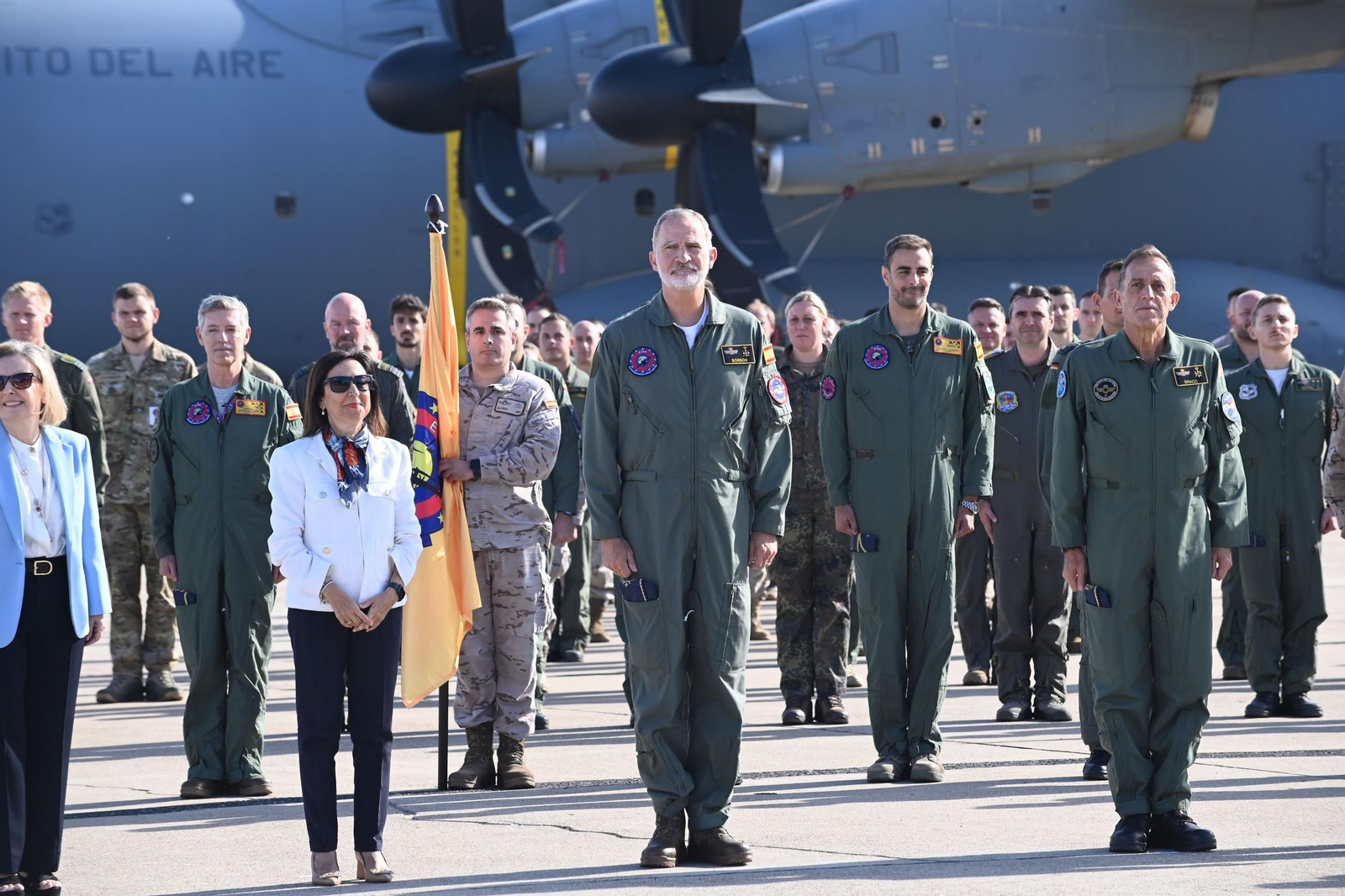 Felipe VI visita el European Tactica Airlift Centre para tripulaciones europeas en la Base Aérea