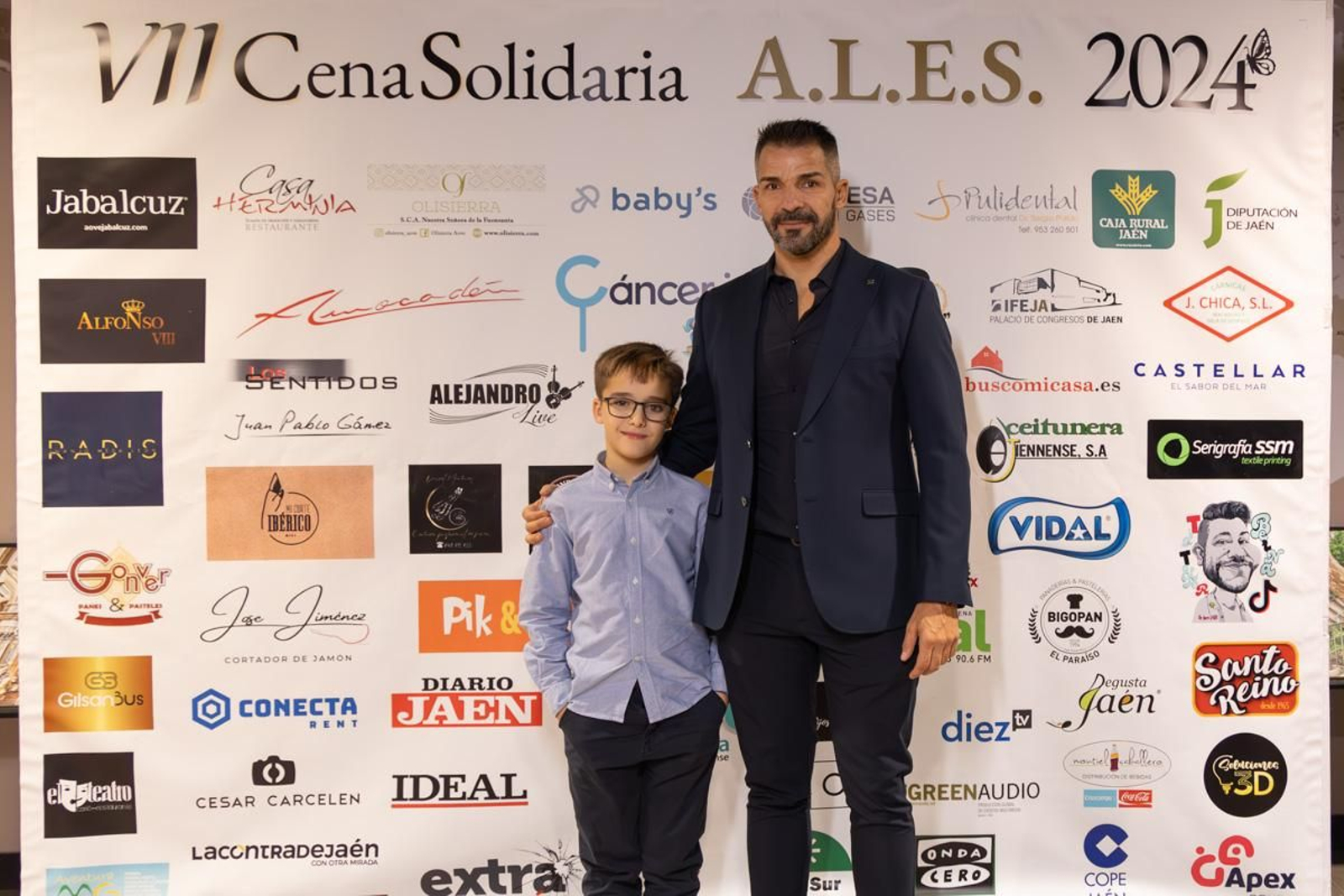 VII cena solidaria de la Asociación para la Lucha contra las Enfermedades de la Sangre (ALES), en imágenes