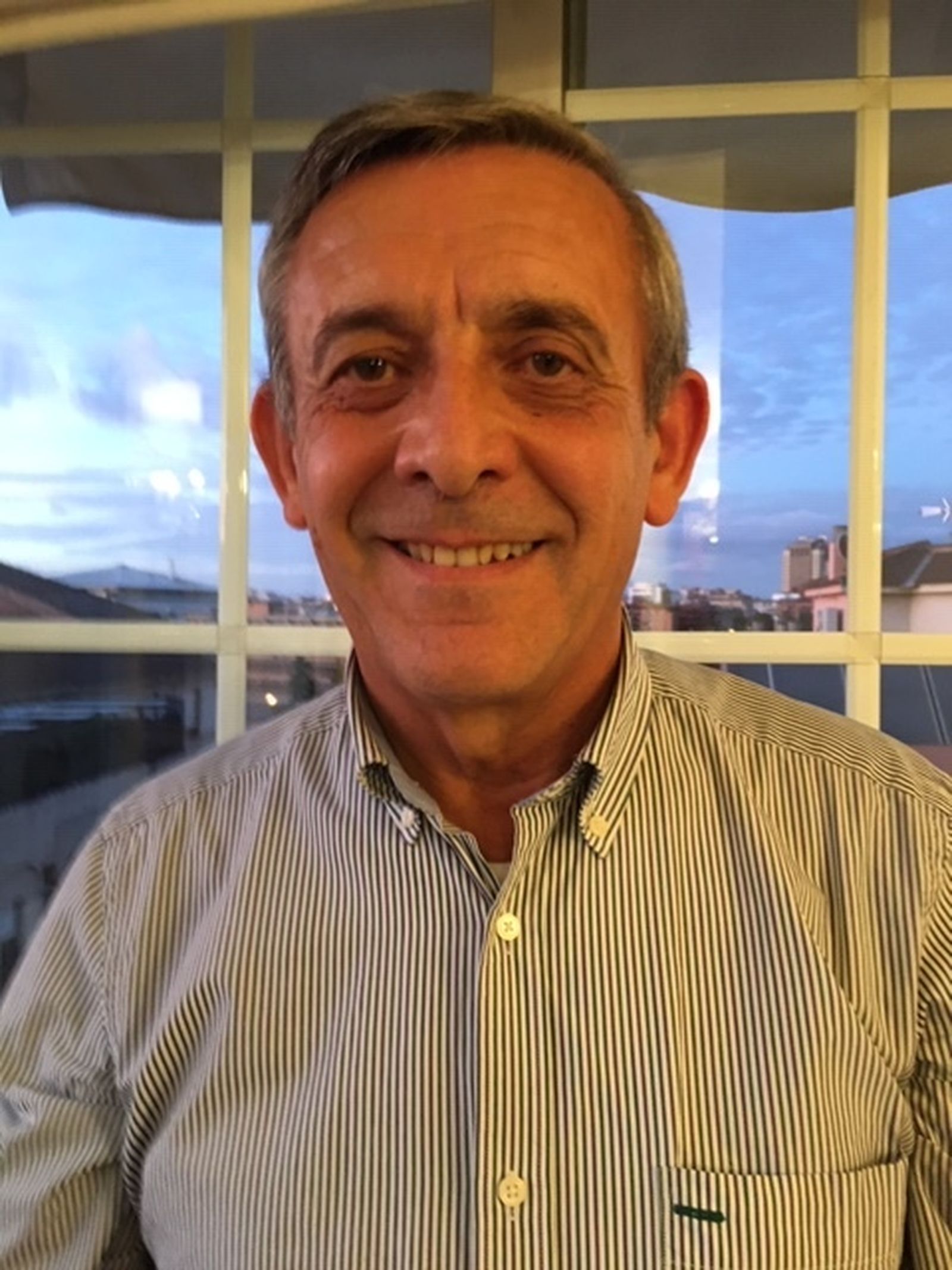 Victoriano Ramírez, profesor de Matemática Aplicada de la UGR.