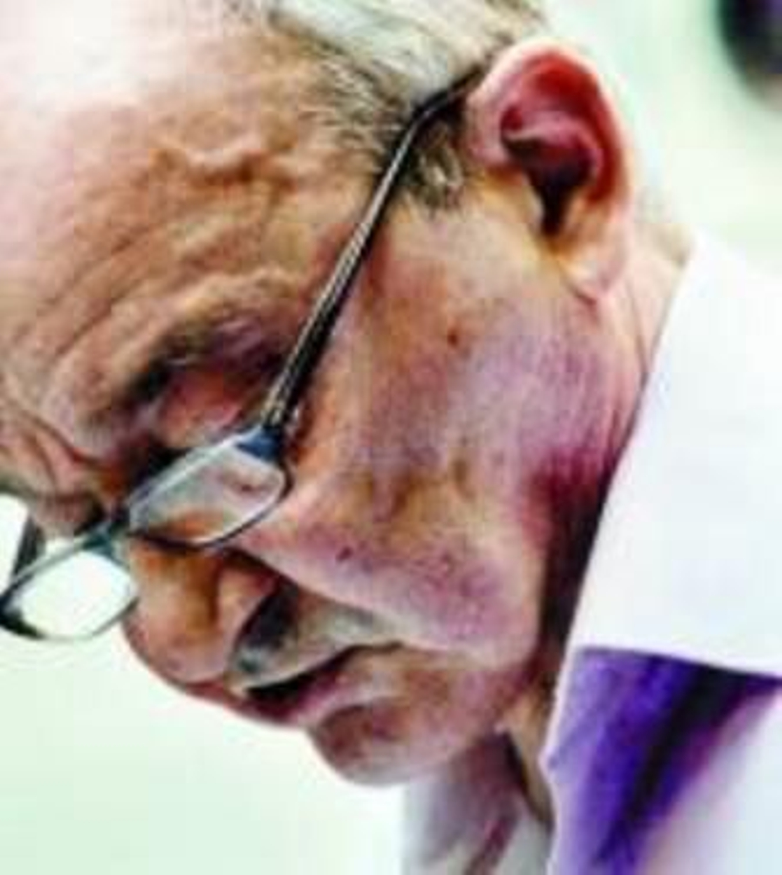 Juan Luis Panero cerró ayer el ciclo 'Poesía en el Palacio'.