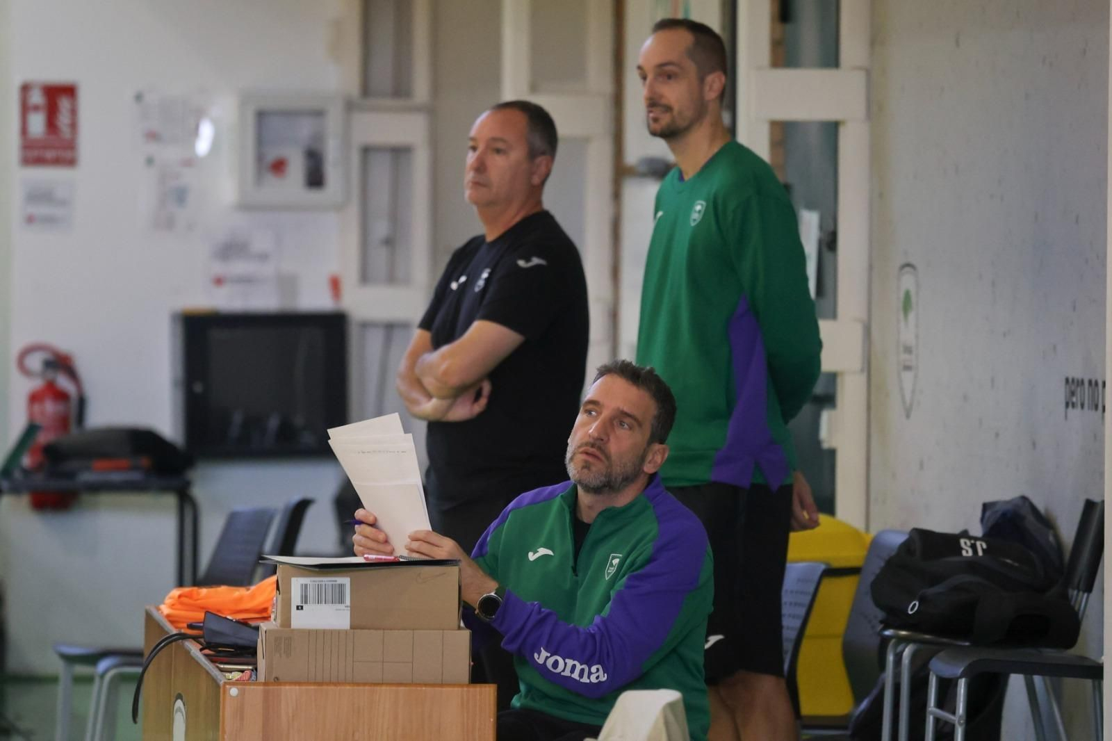 Las fotos de Fran Vázquez tutelando a los pívots del Unicaja Las fotos de Fran Vázquez tutelando a los pívots del Unicaja