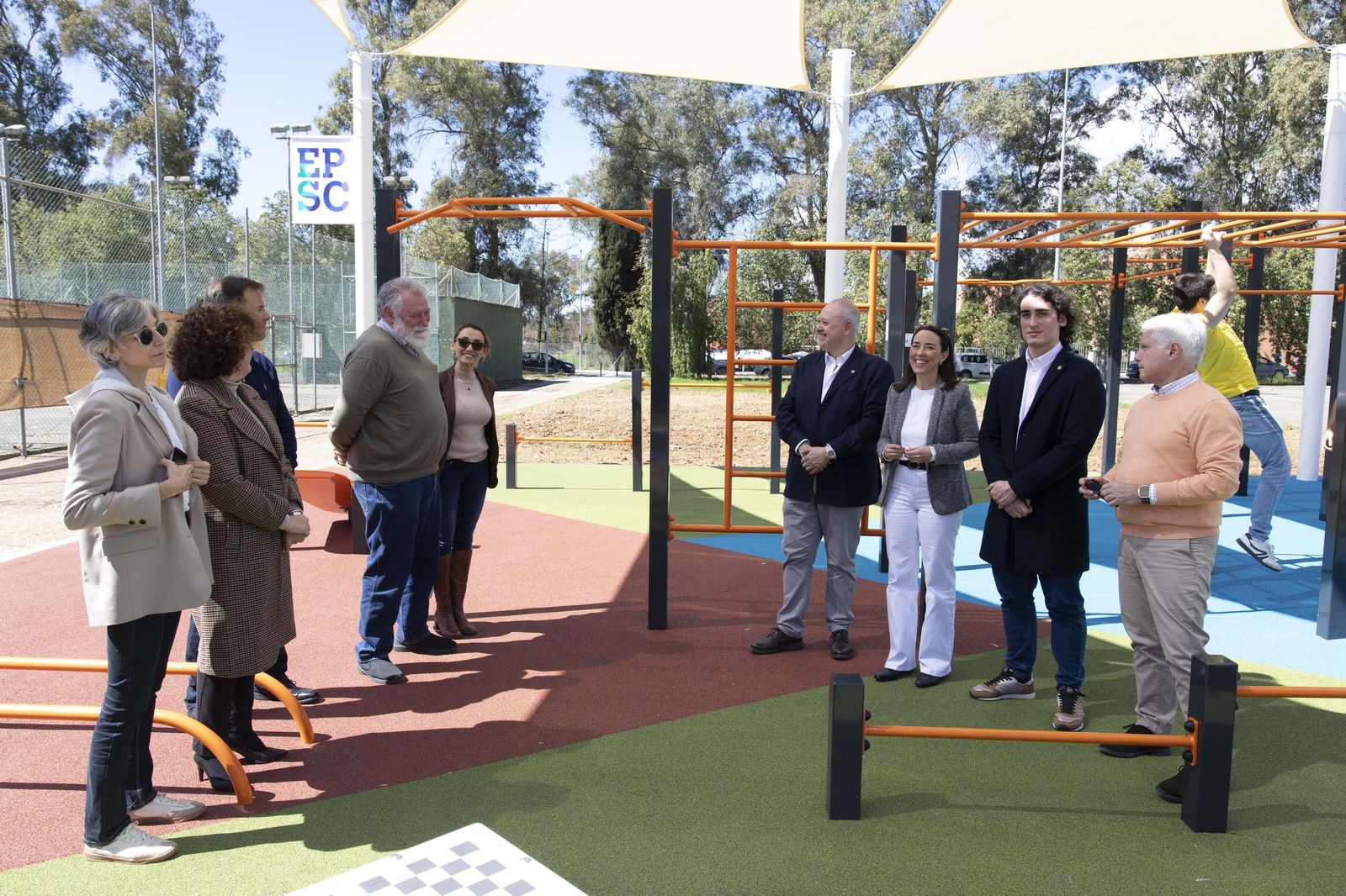 El parque de calistenia del Campus de Rabanales, en imágenes