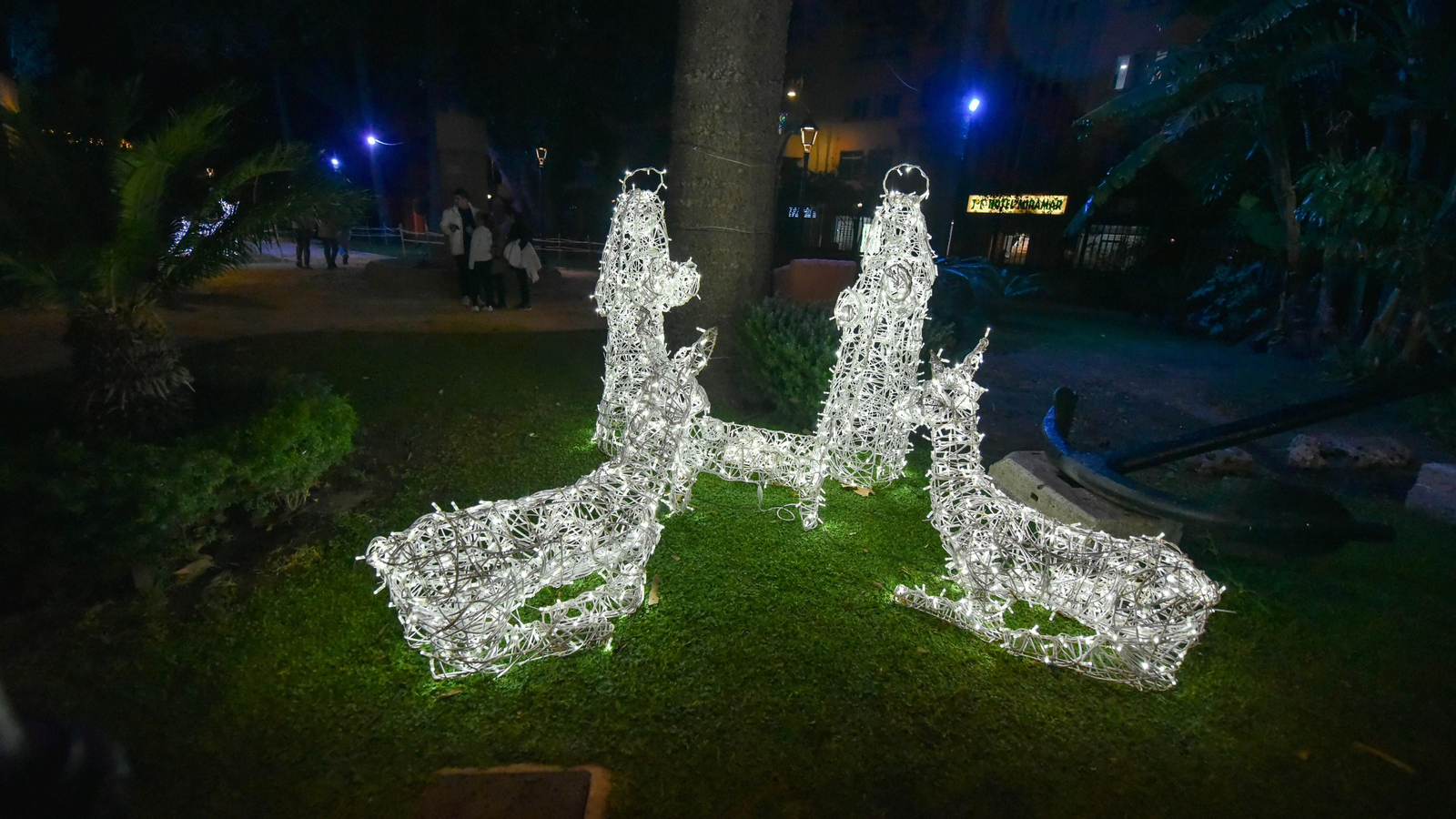 La inauguración del poblado navideño en los Jardines Saccone, en imágenes