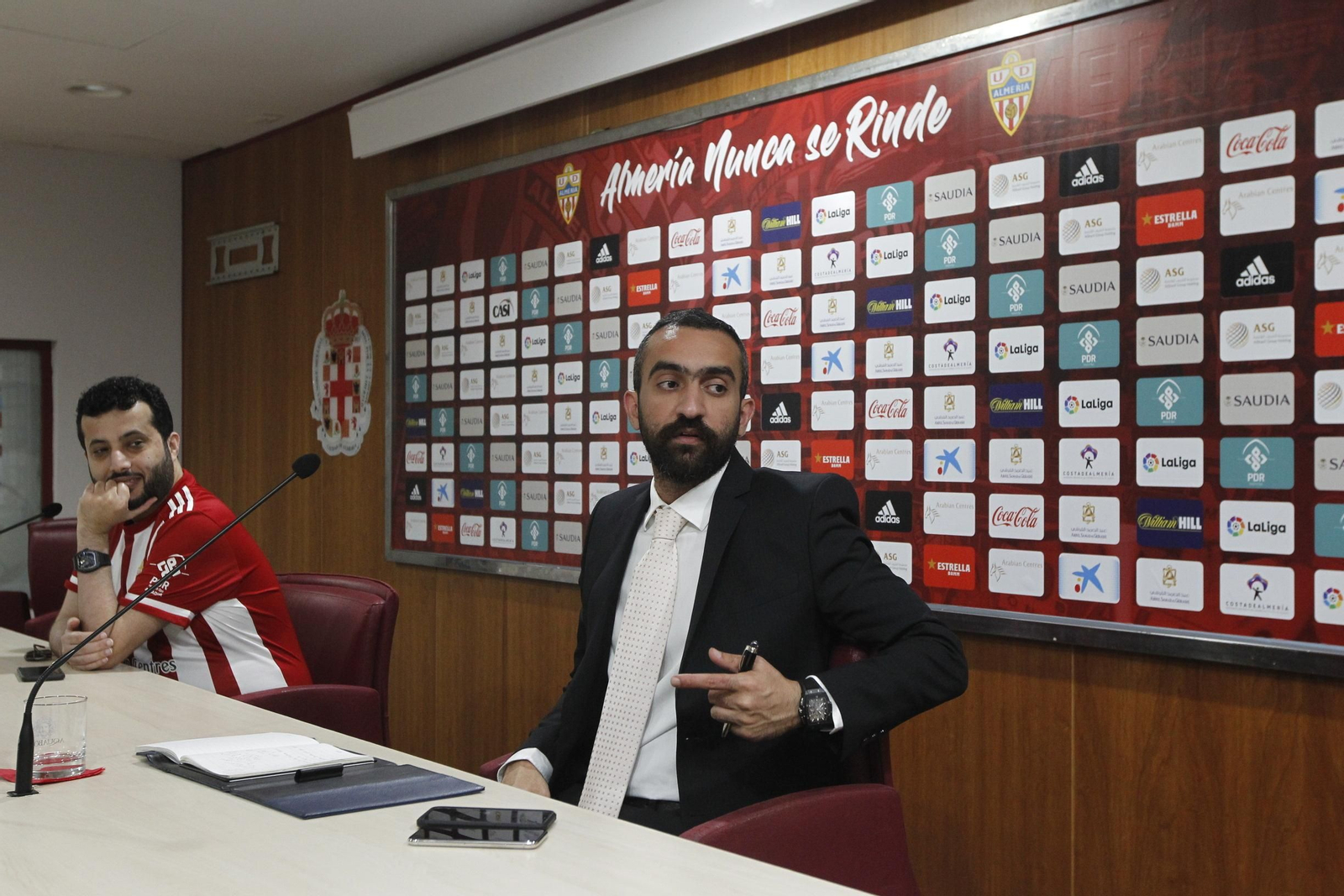 Fotogalería rueda de prensa dueño U.D. Almería, Turki Al-Sheik