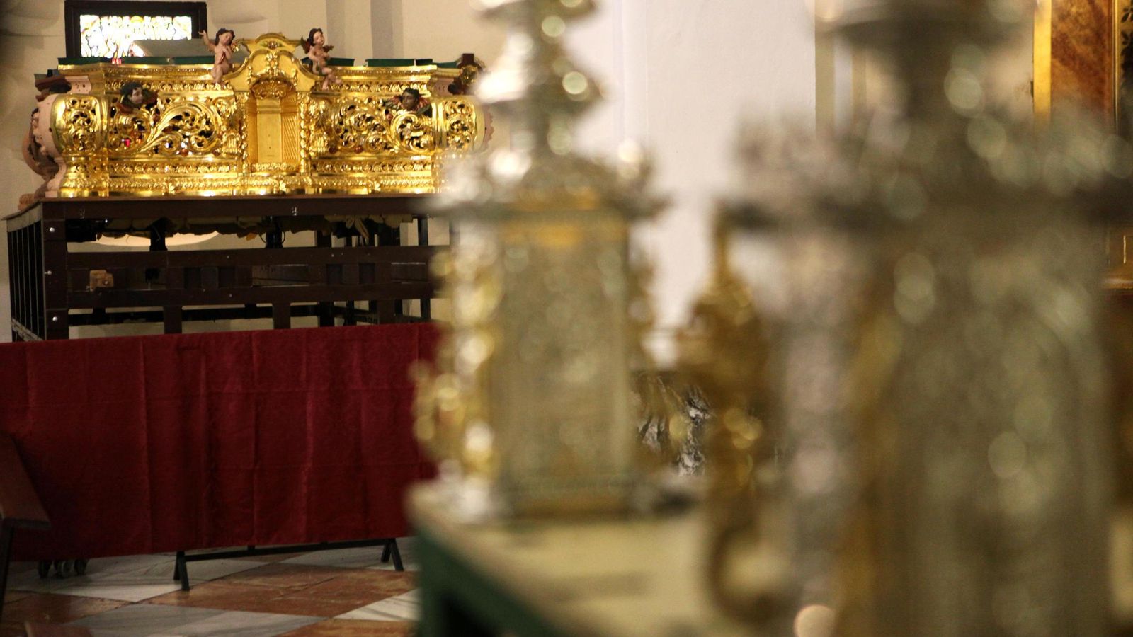 Los pasos de La Cena y de Cigarreras, en una imagen de archivo en el interior de Santo Domingo