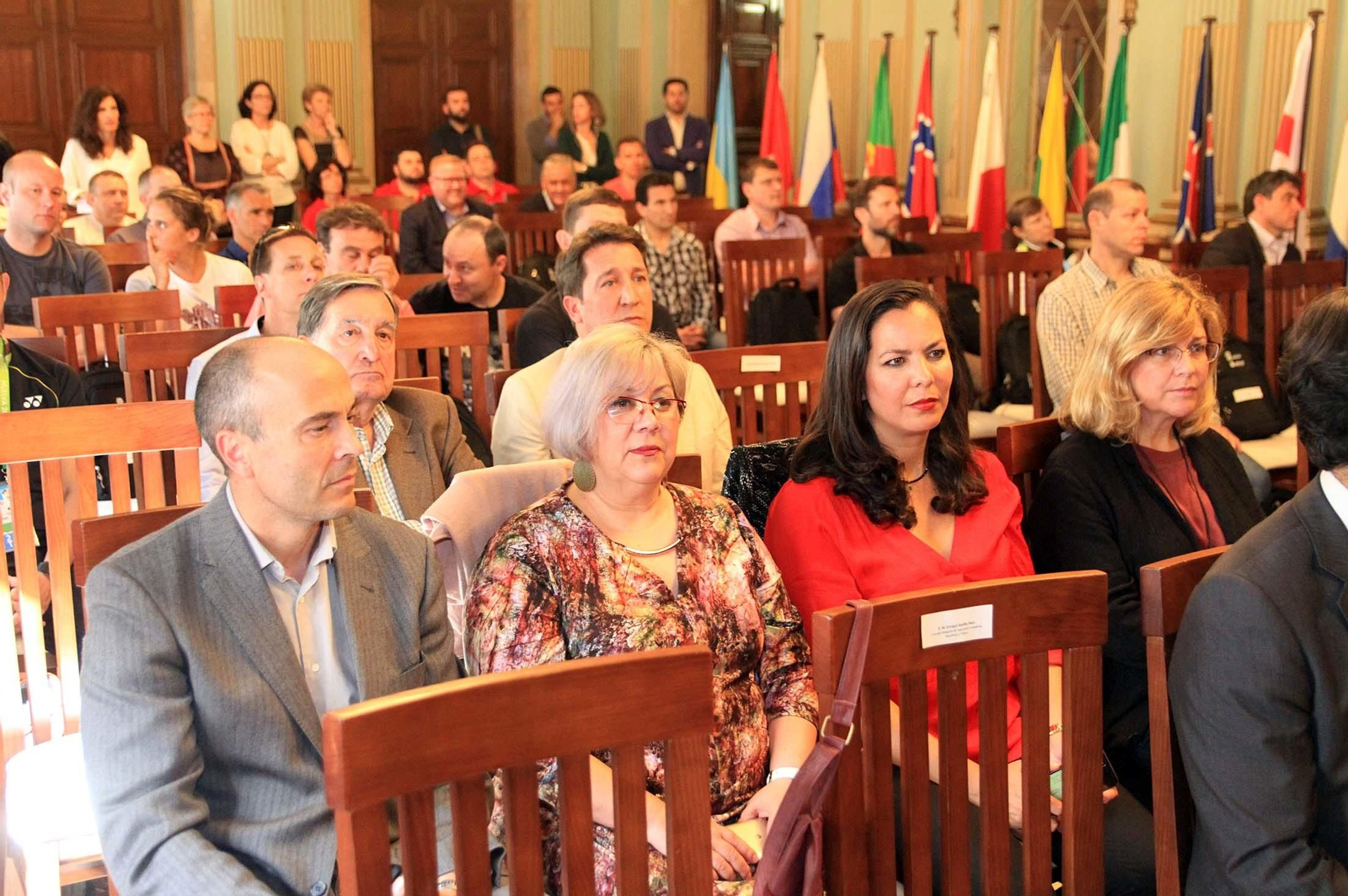 Imágenes de la recepción en el ayuntamiento a organizadores y participantes del Campeonato Europeo de Bádminton que se celebra en Huelva