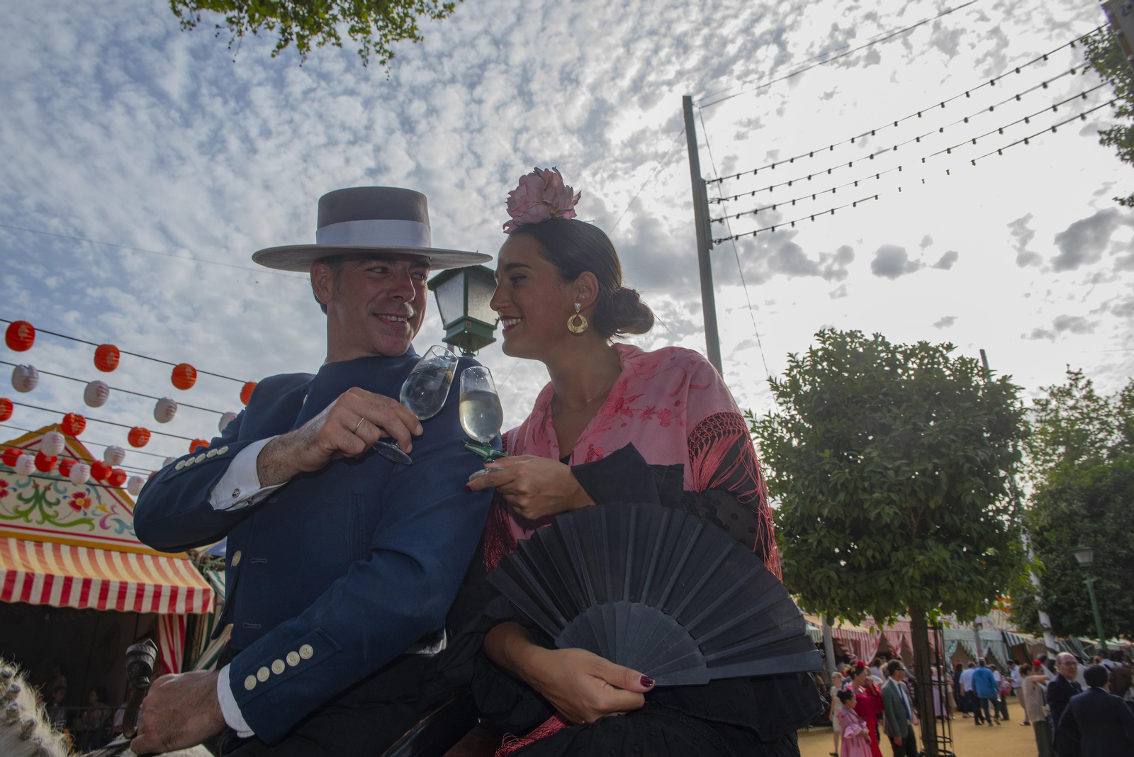 Recta final en un veraniego jueves de Feria de Abril 2023