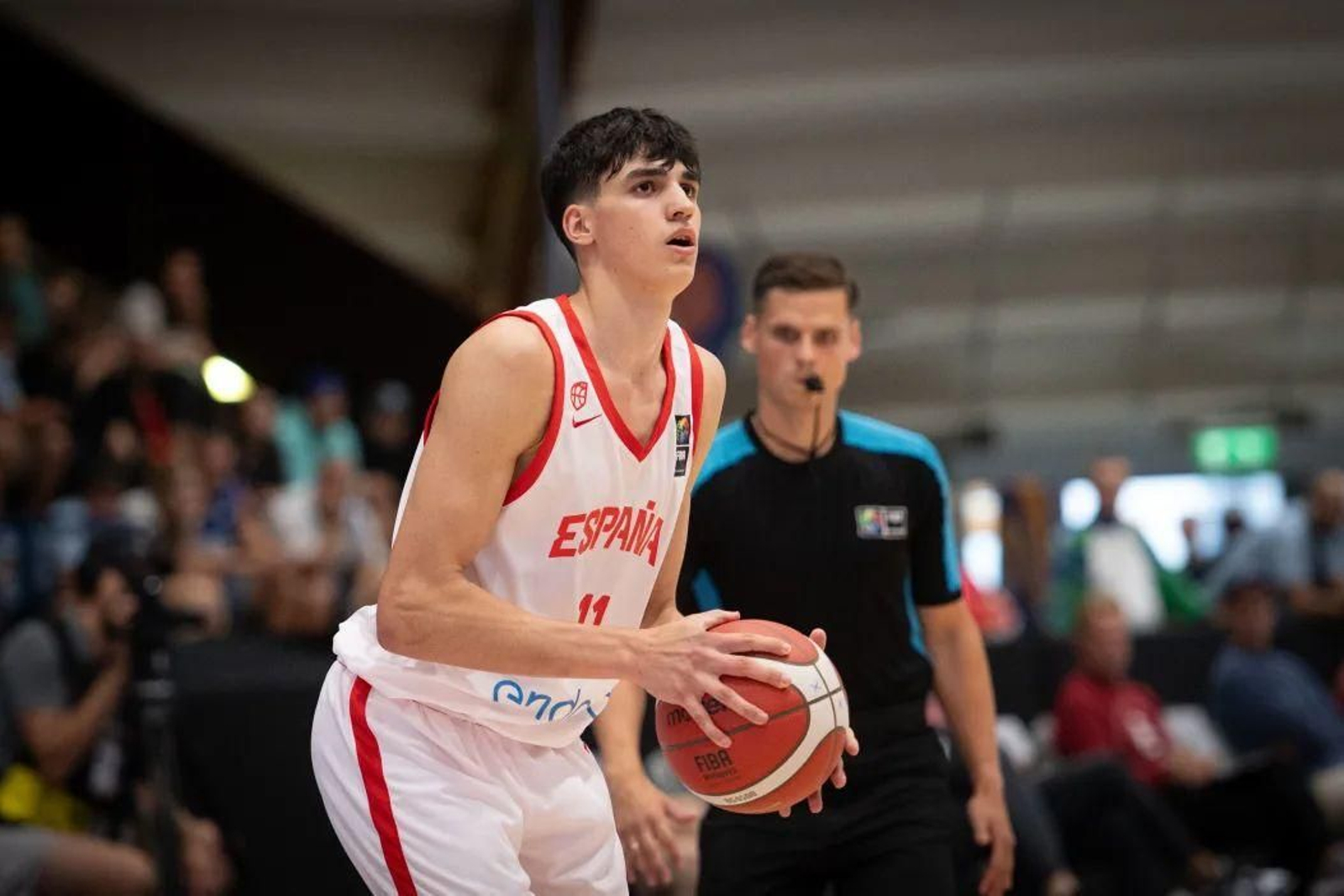 Europeo sub 18: Otro partidazo de Mario Saint Supéry, pero sin medalla