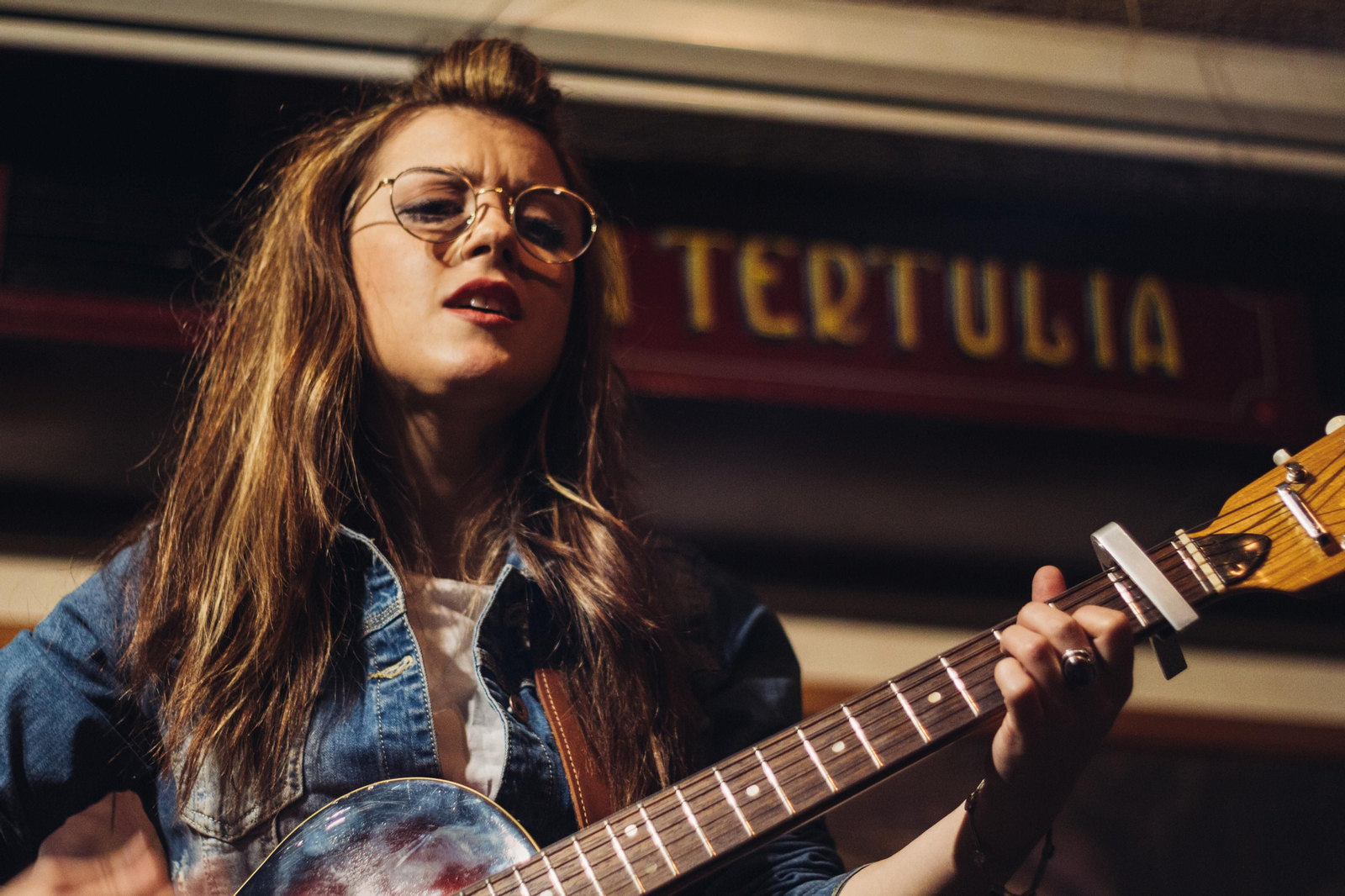 Virginia Maestro en un momento de su concierto en La Tertulia.
