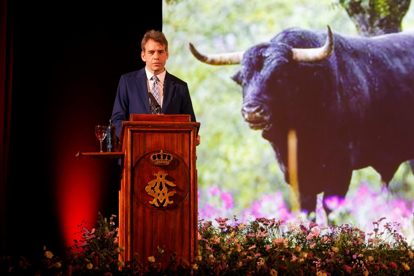 El periodista Rubén Amón pregona la Feria Taurina de Córdoba, en imágenes