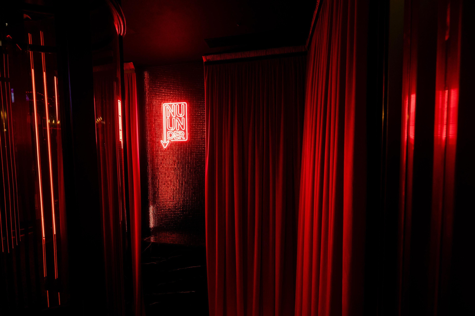 Las imágenes de la presentación en sociedad de la discoteca NU