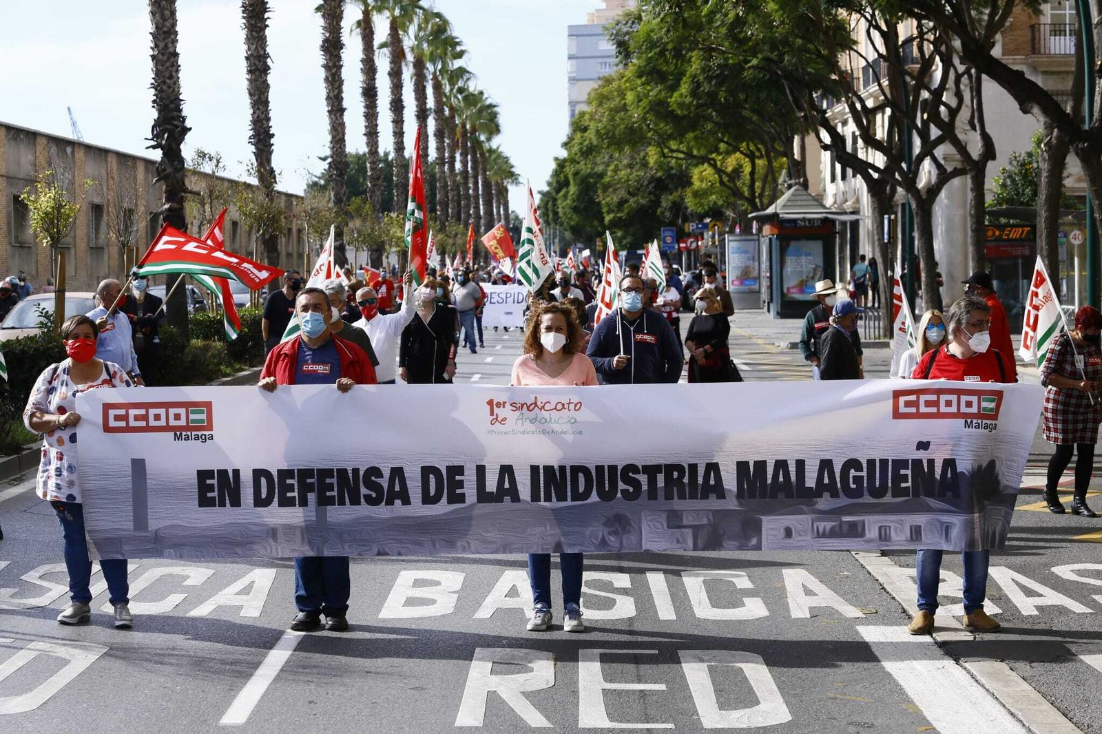 Fotos de la manifestación en Málaga en defensa de la industria local