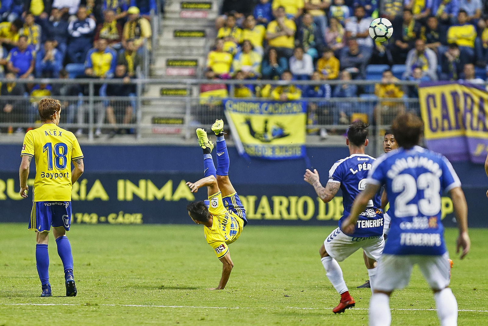 Imágenes del partido Cádiz C.F. - C.D. Tenerife