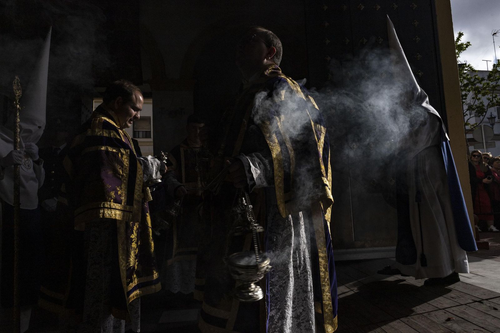 Las imágenes de la hermandad del Ecce Homo en la Semana Santa de San Fernando 2025