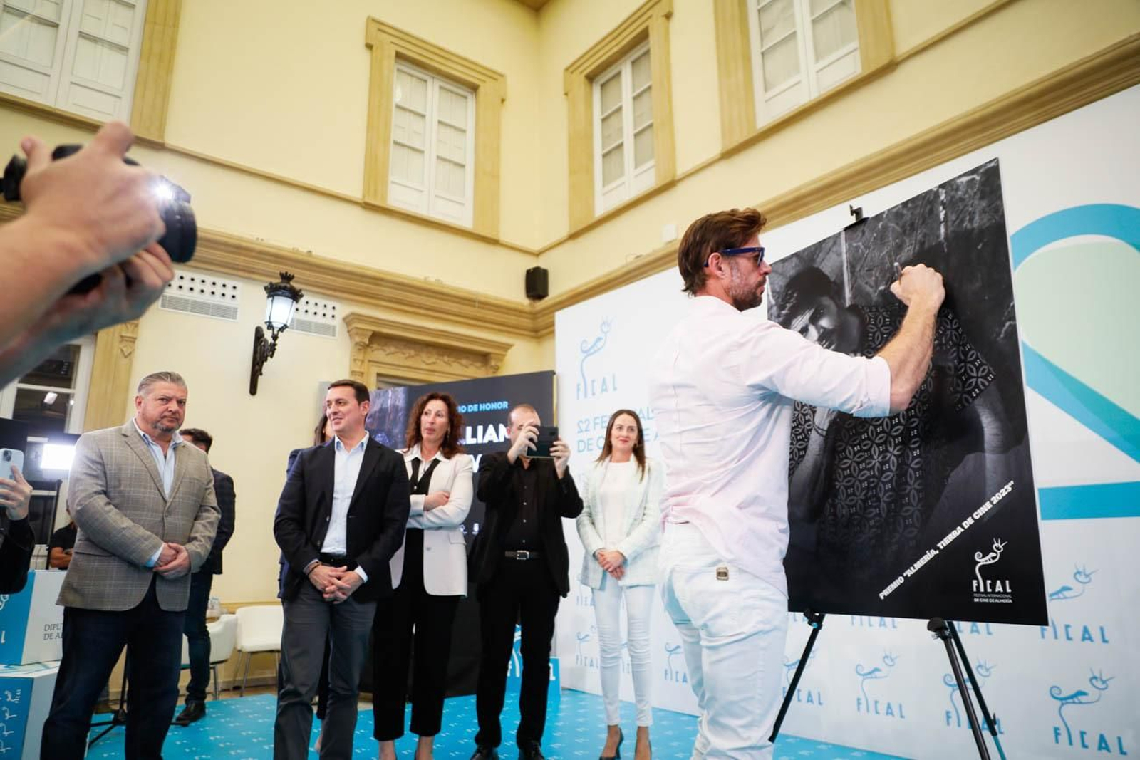 Imágenes de William Levy en FICAL