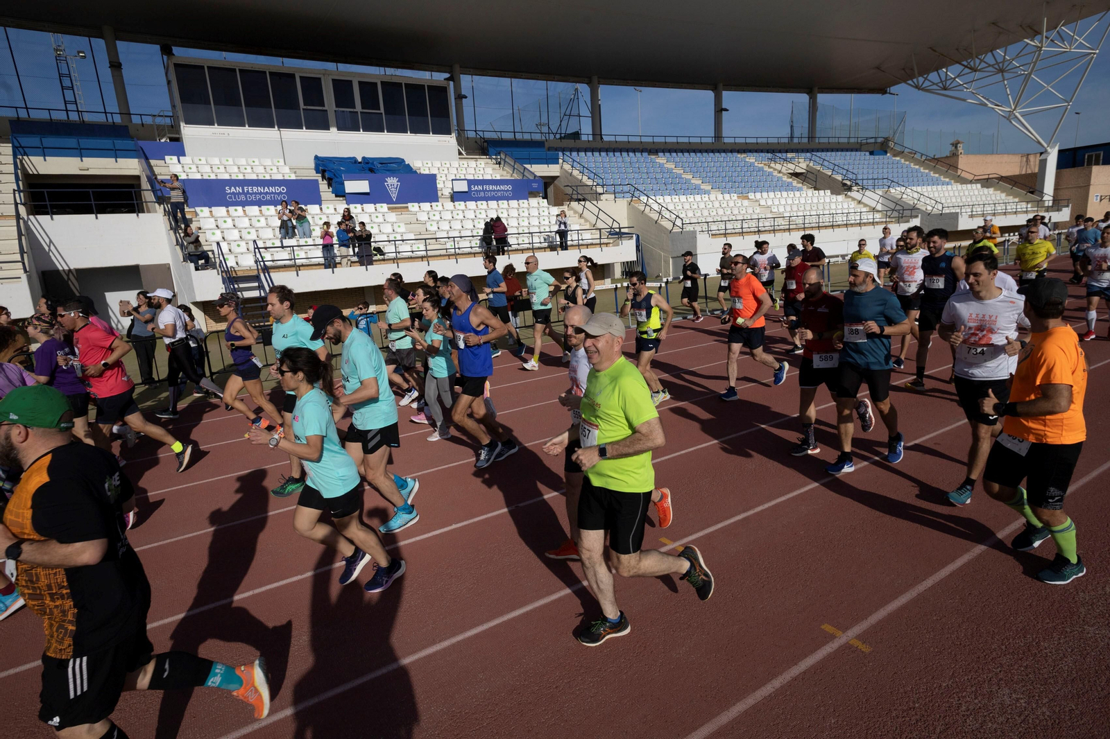 Las imágenes de la Media Maratón Bahía de Cádiz