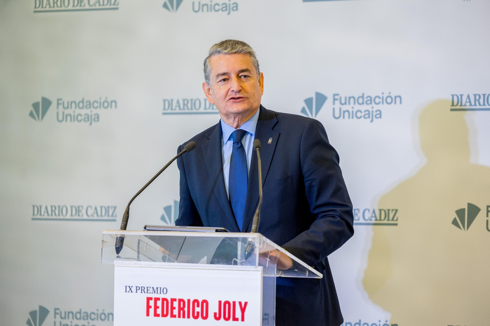 Las imágenes de la entrega del IX Premio Federico Joly a José Bohórquez Mora-Figueroa en Cádiz