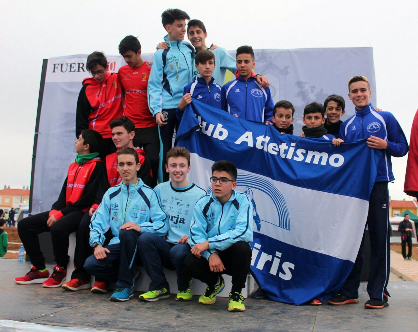 El Arcoíris de San Juan del Puerto fue uno de los destacados; en la imagen, el equipo cadete.