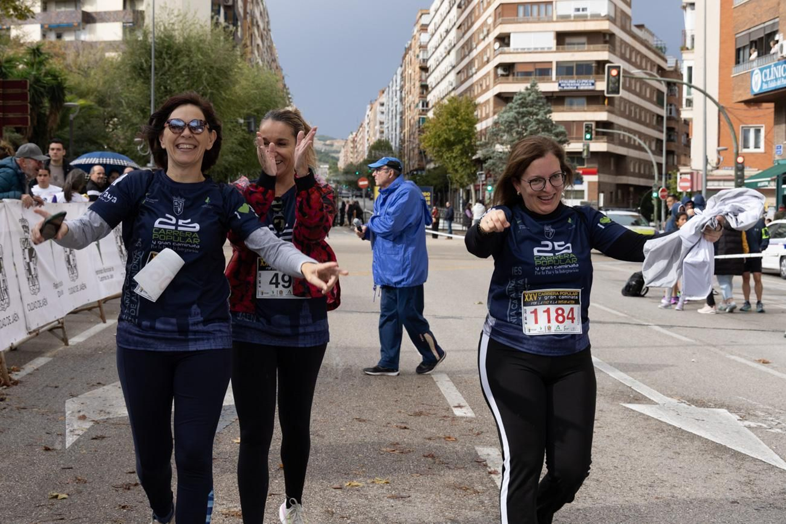 Atletismo por la paz y la integración en la XXV Carrera y Caminata del IES Santa Catalina de Alejandría (II)