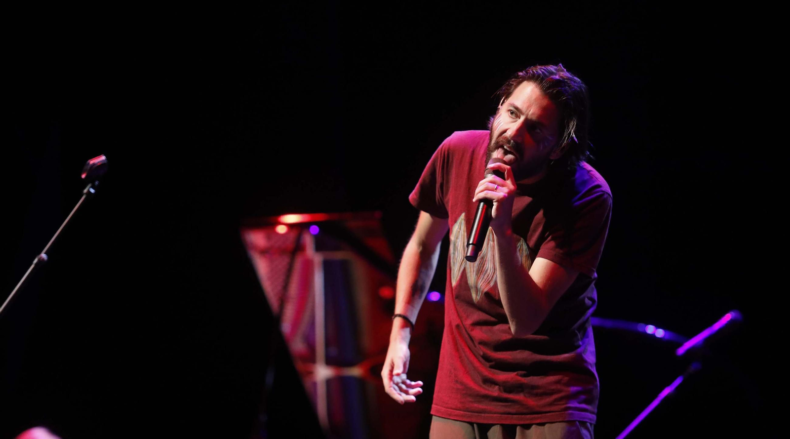 Fotos del concierto de Salvador Sobral en La Línea