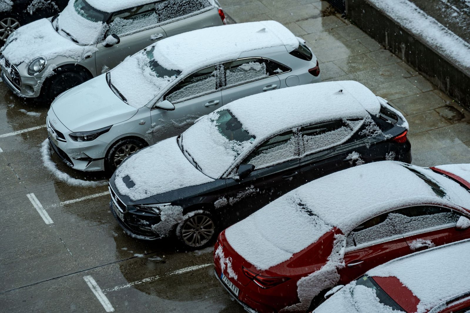 Imágenes de la nevada que ha dejado la borrasca Kristin en Madrid capital