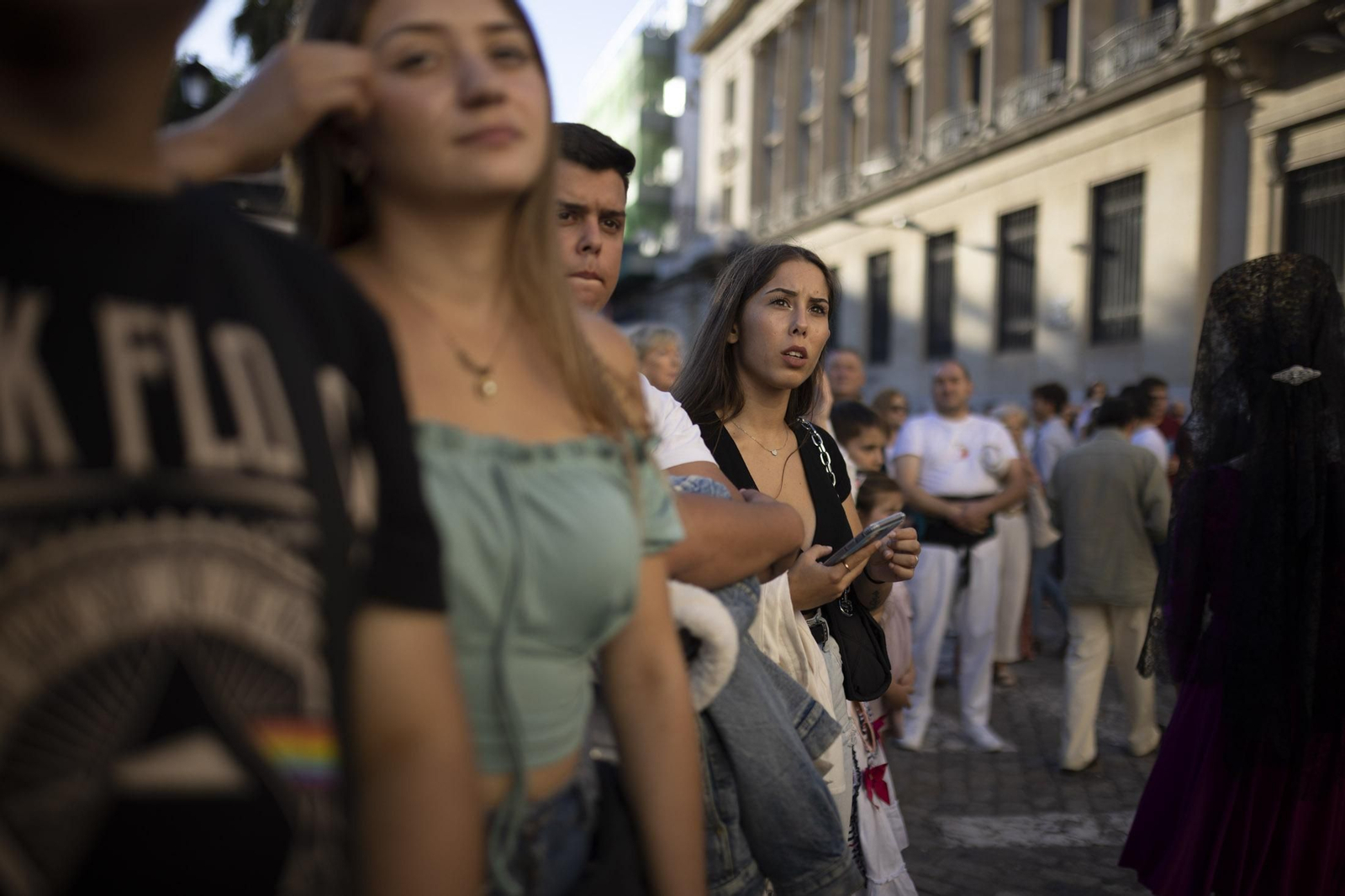 Imágenes de la salida extraordinaria de La Borriquita por las calles de Huelva