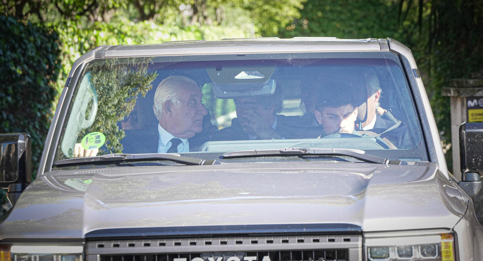 Familiares y amigos despiden a Álvaro Domecq en su casa de Jerez