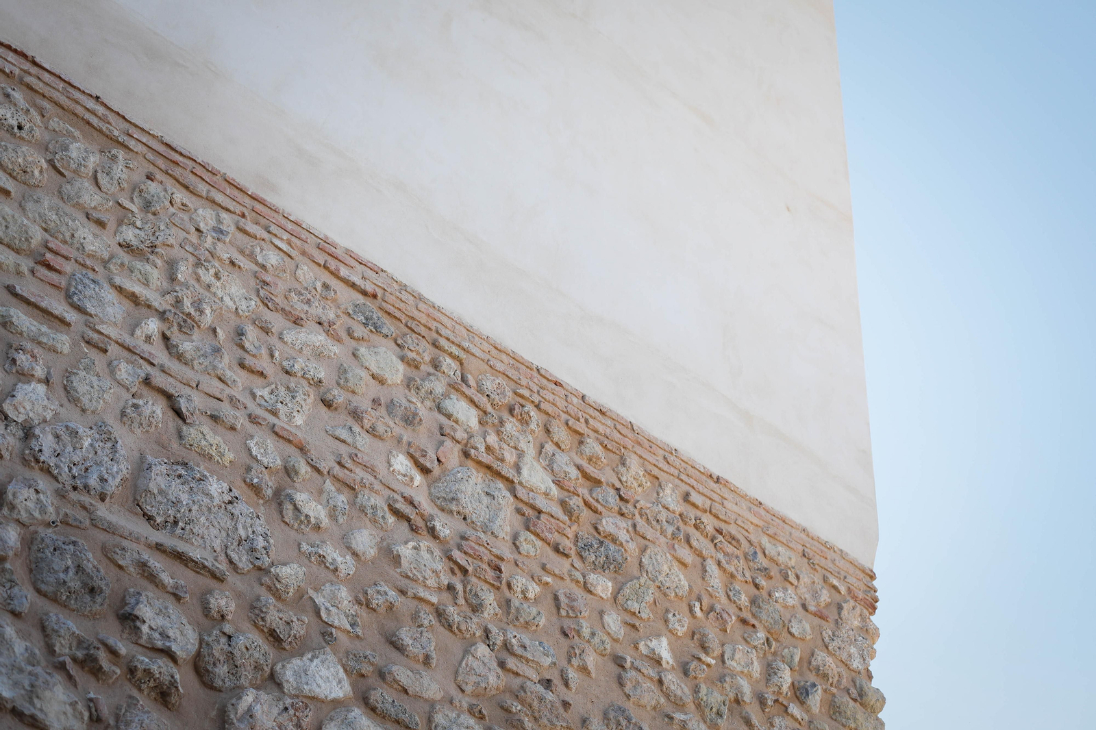 Restauración torre Sur Alcazaba
