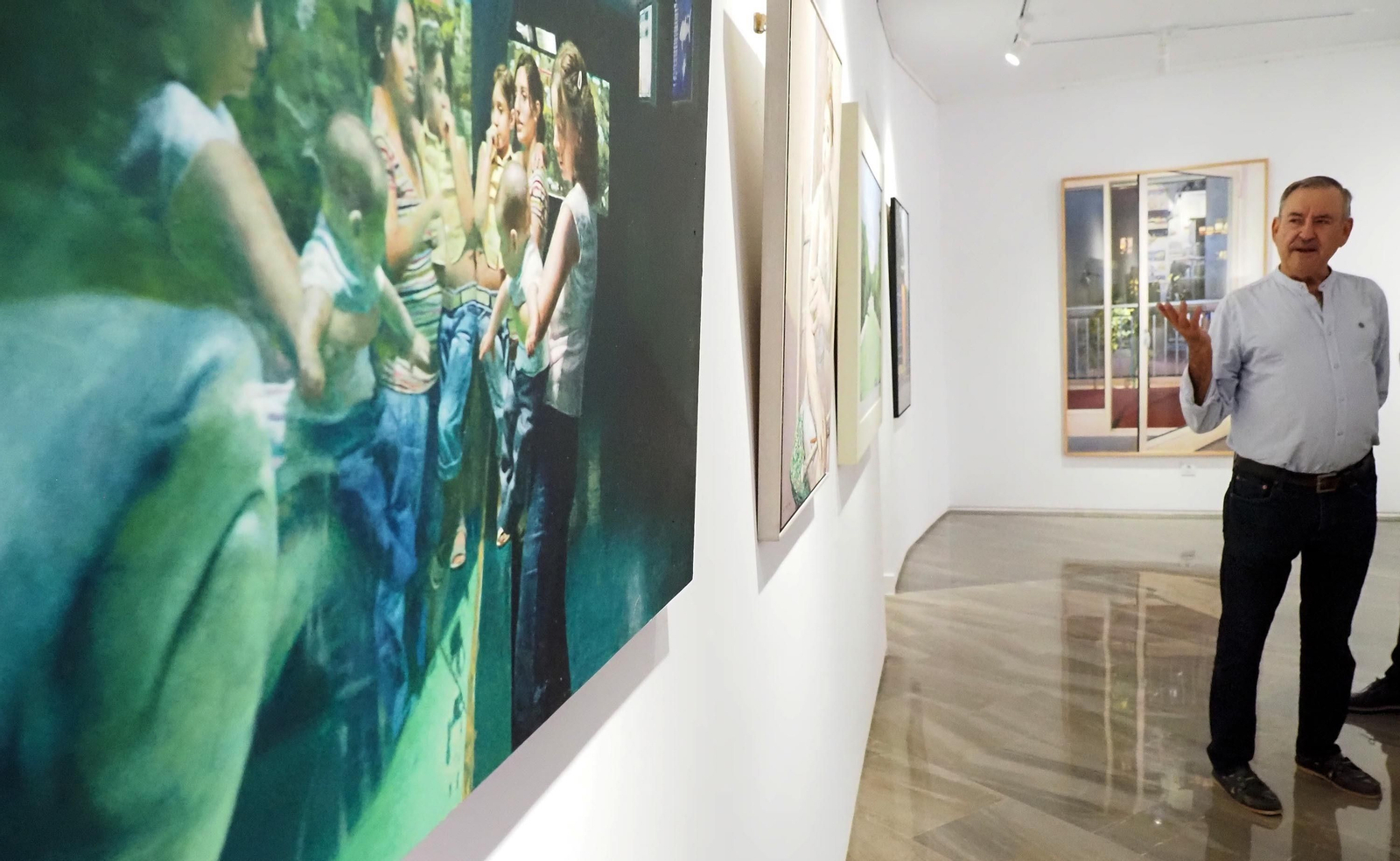 Enrique Romero Santana regresa a Lepe y pone en marcha la primera galería de arte de la ciudad.