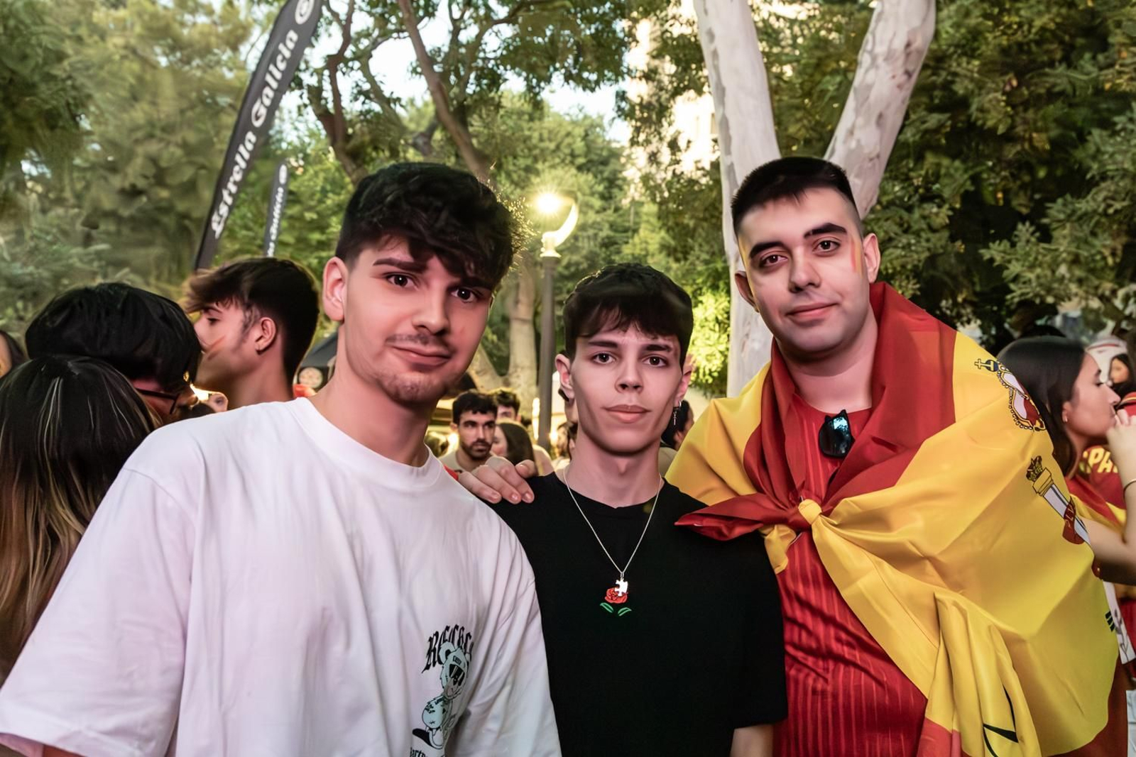 La euforia jiennense por la victoria de España, imágenes