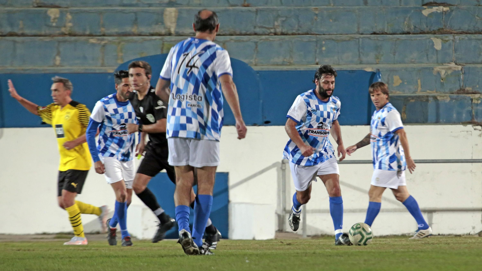 Partido amistoso entre veteranos del Borussia Dortmund y del Xerez CD