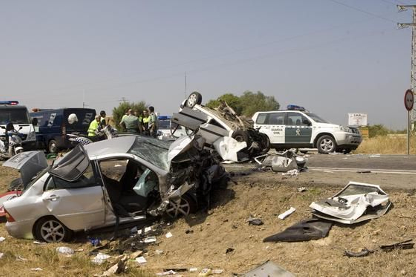 Tres coches se han visto implicados en el siniestro

Foto: J.A. Garcia