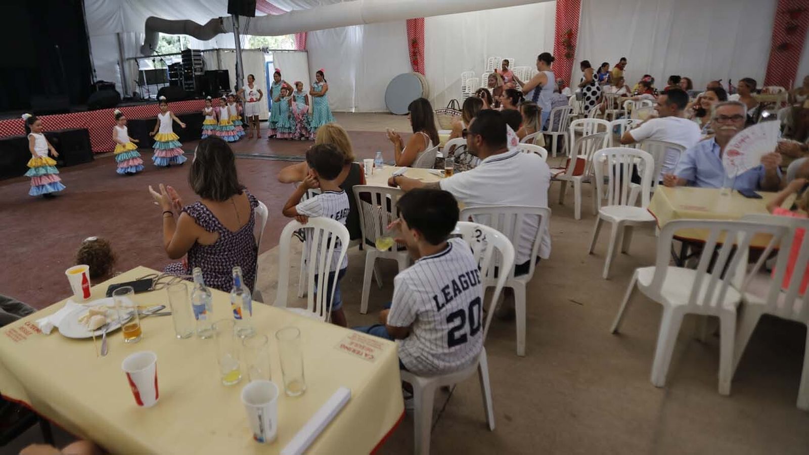 Fotos del Domingo de Feria en San Roque