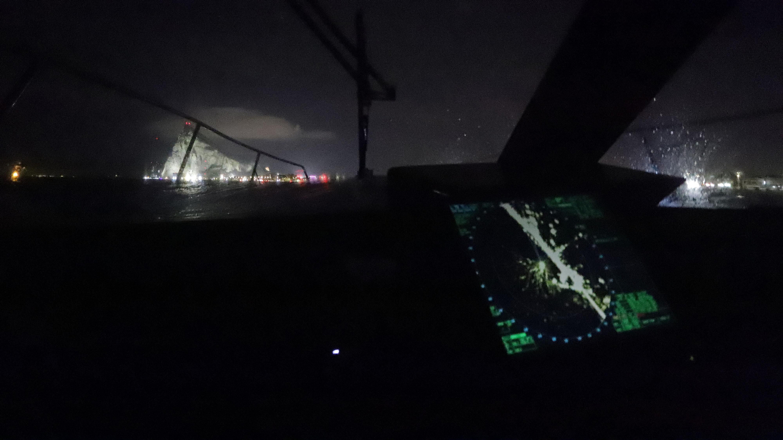 Patrulla en el Águila 2 de Vigilancia Aduanera