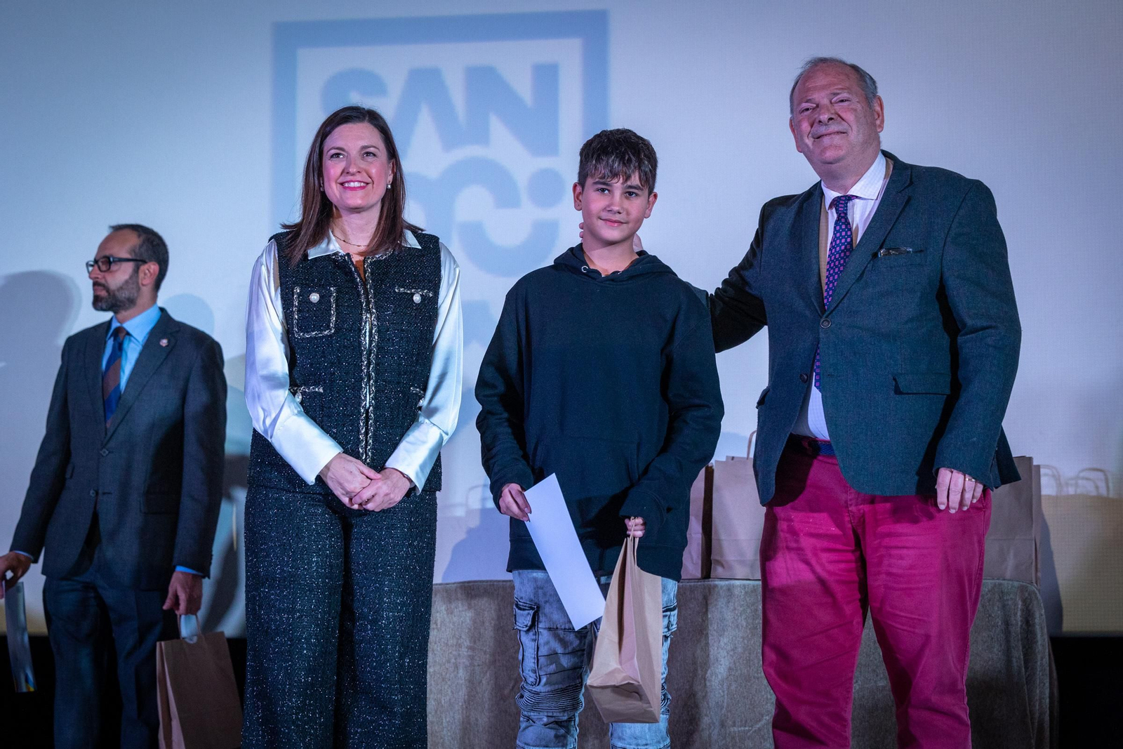 Imágenes de la entrega de premios académicos en San Fernando