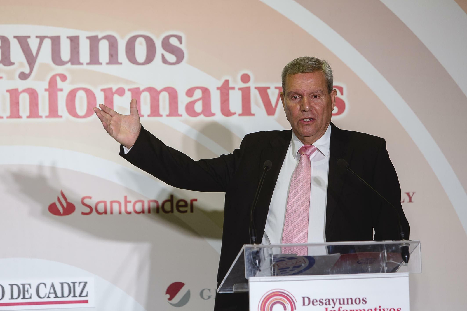 Desayuno informativo banco santander
