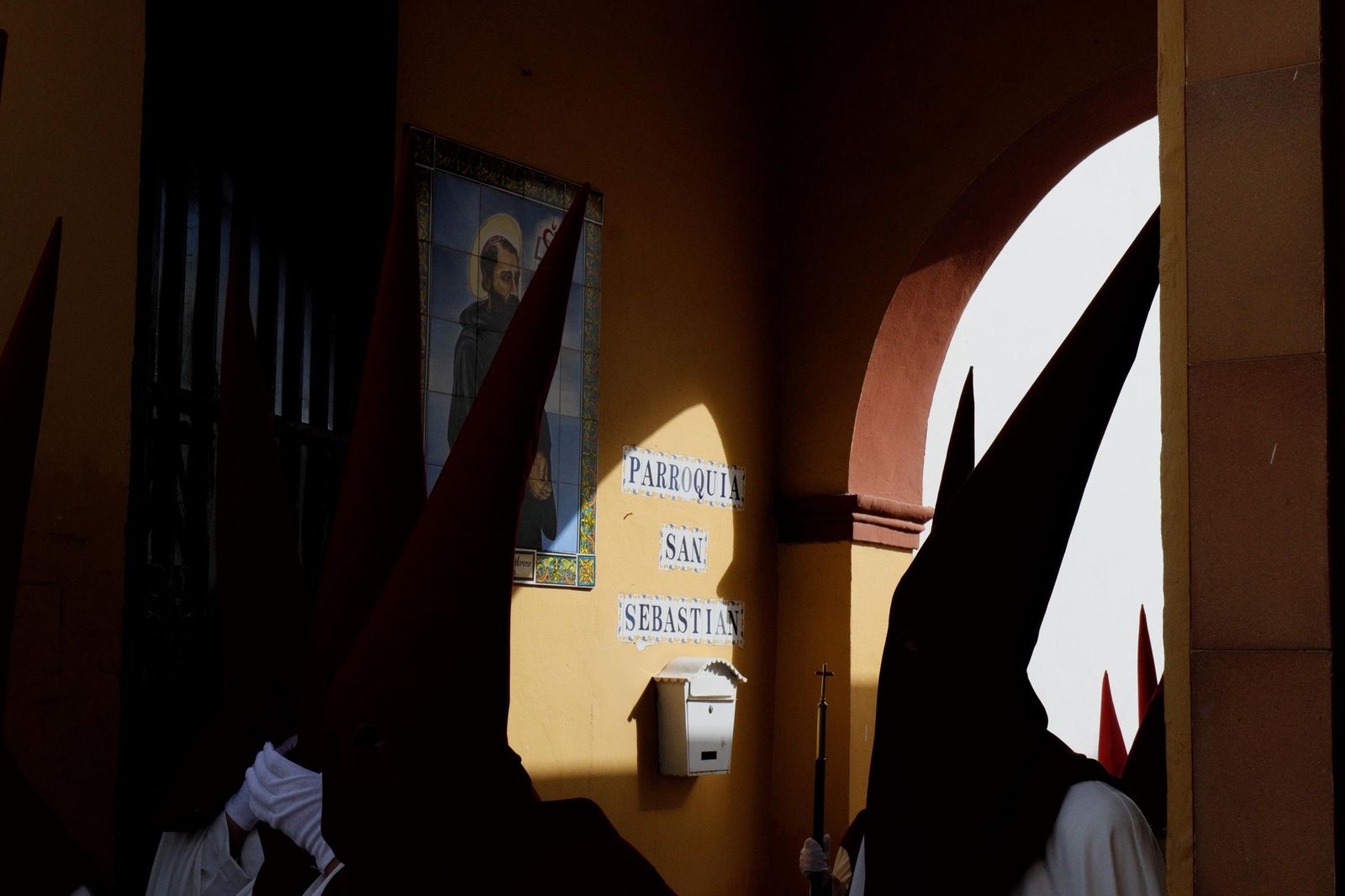 Imágenes de la salida de La oración en El Huerto en la Semana Santa de Chiclana 2025