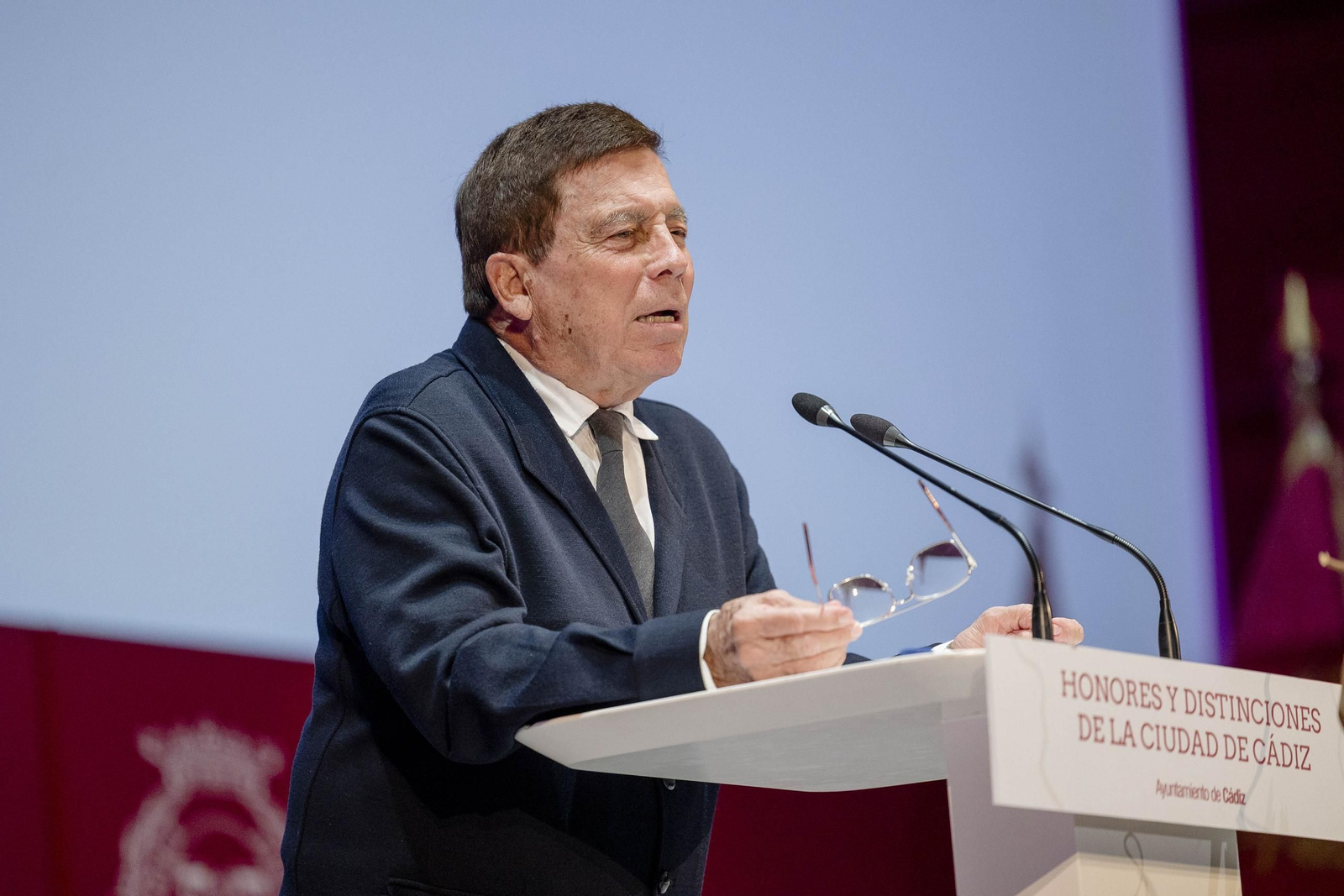 Las imágenes del acto de entrega de los títulos de hijos predilectos y adoptivos y de las medallas de oro de la ciudad.