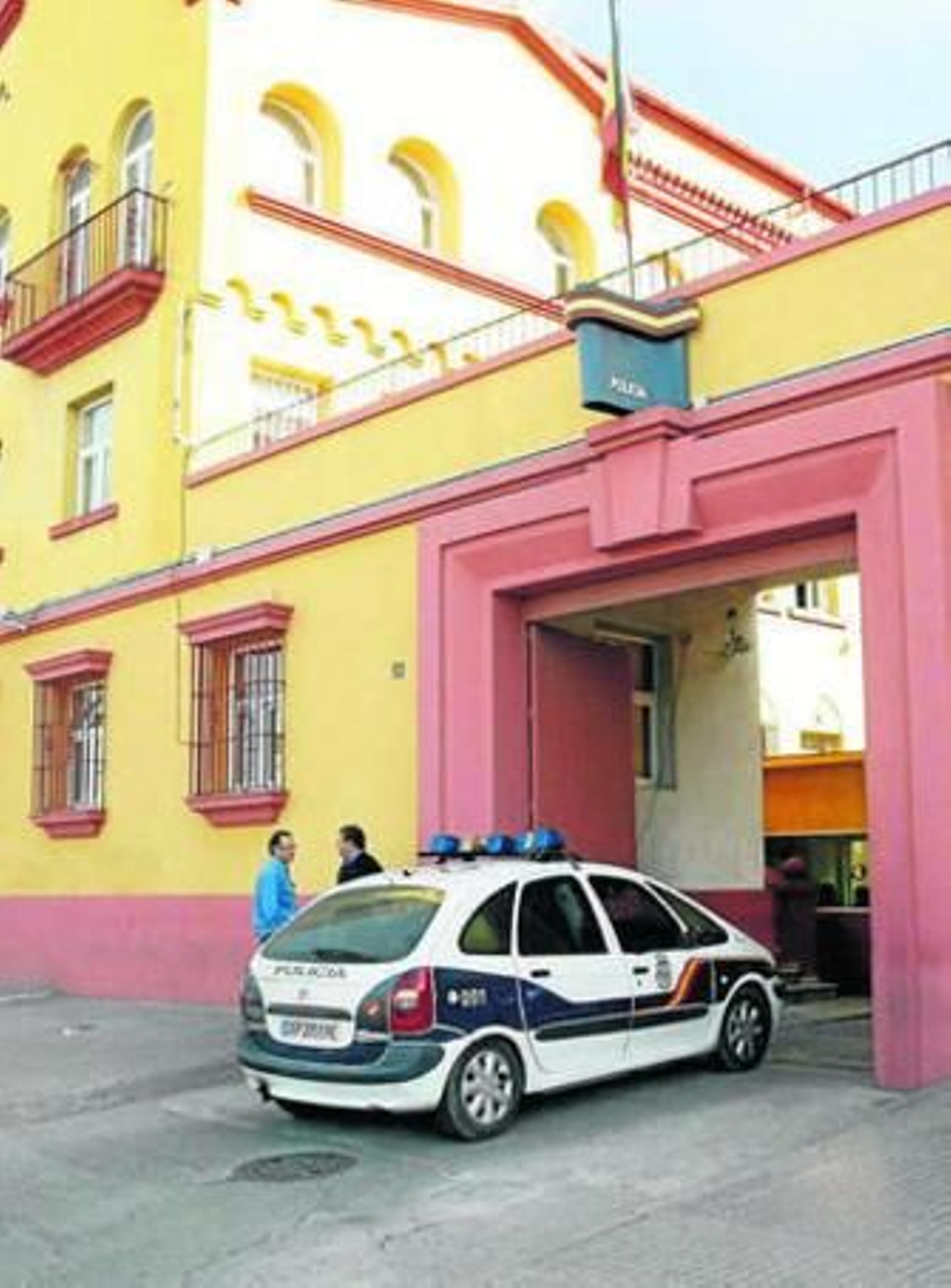 Fachada de la comisaría de Campo Madre de Dios.