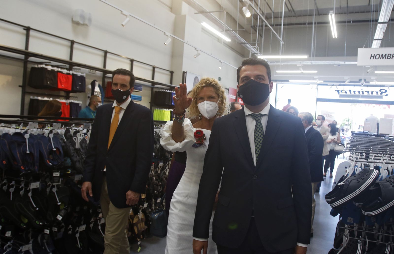 La apertura del parque comercial Los Patios de Azahara en Córdoba, en fofografías