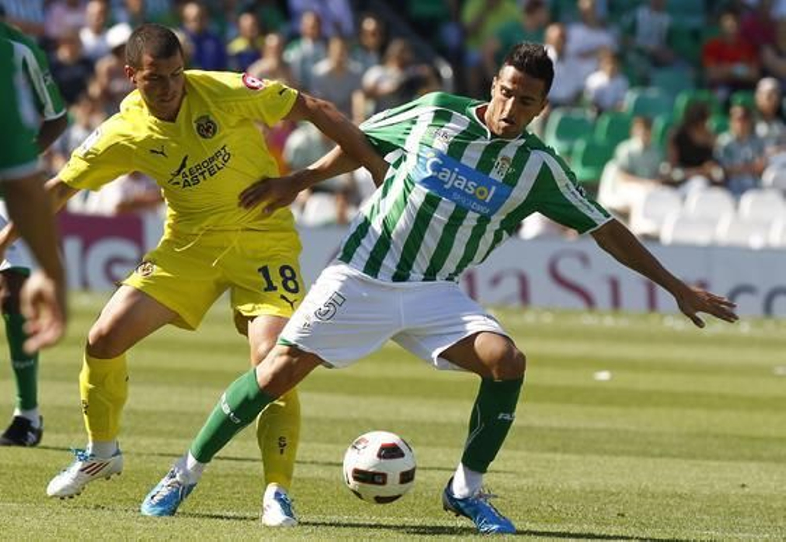 El Betis gana el último partido de la Liga al Villarreal B (2-1). / Antonio Pizarro