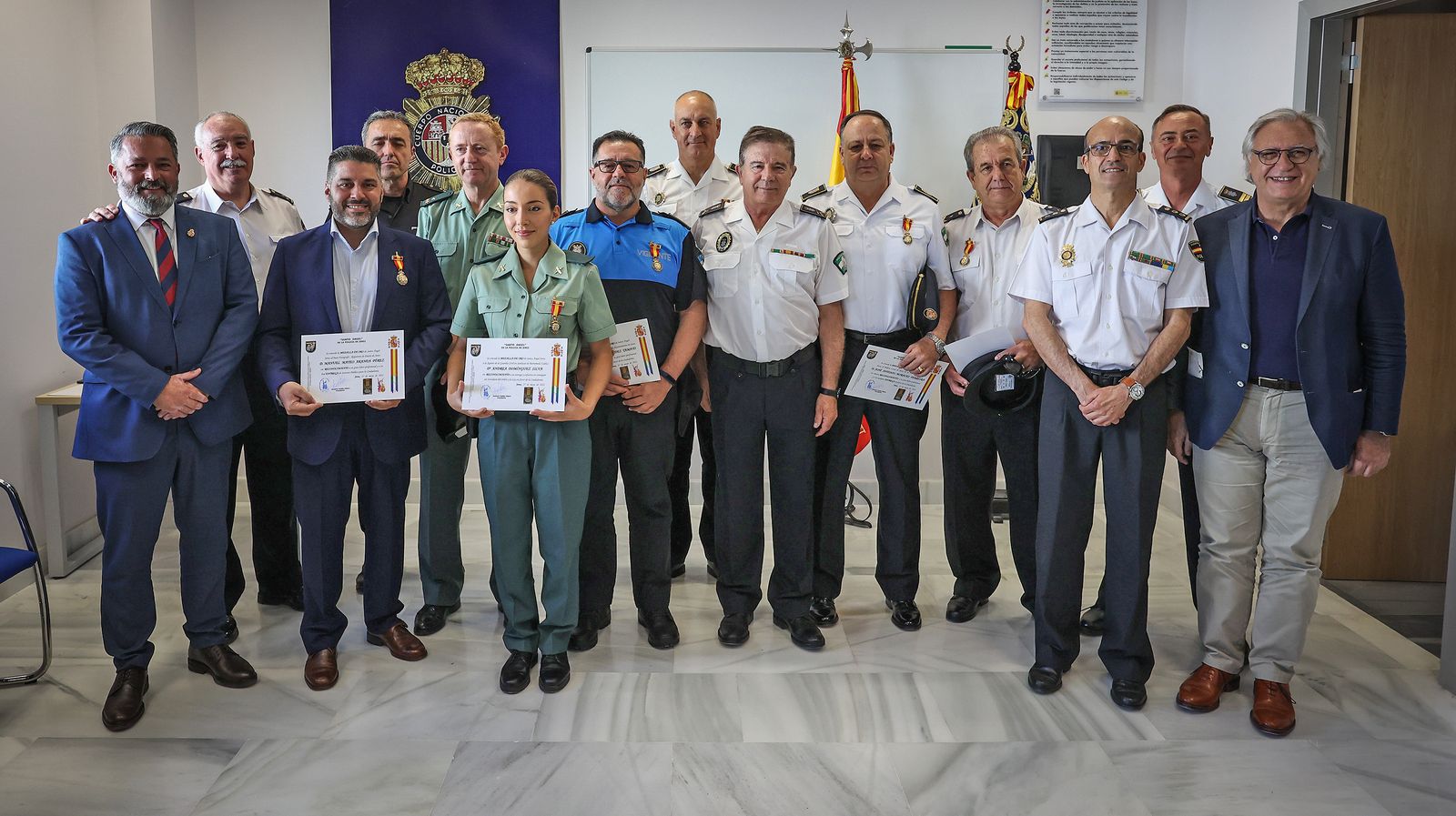 Imágenes de la entrega de las medallas de oro del Santo Ángel