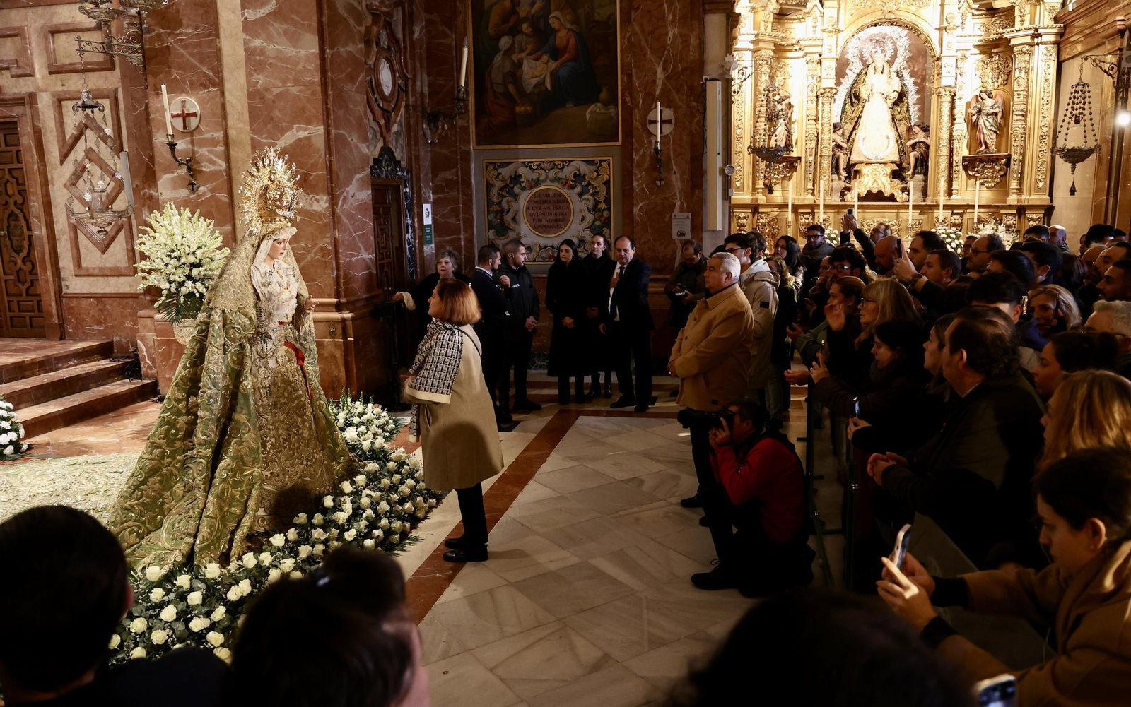 La vuelta de la Esperanza Macarena tras la restauración de Manzano, en imágenes